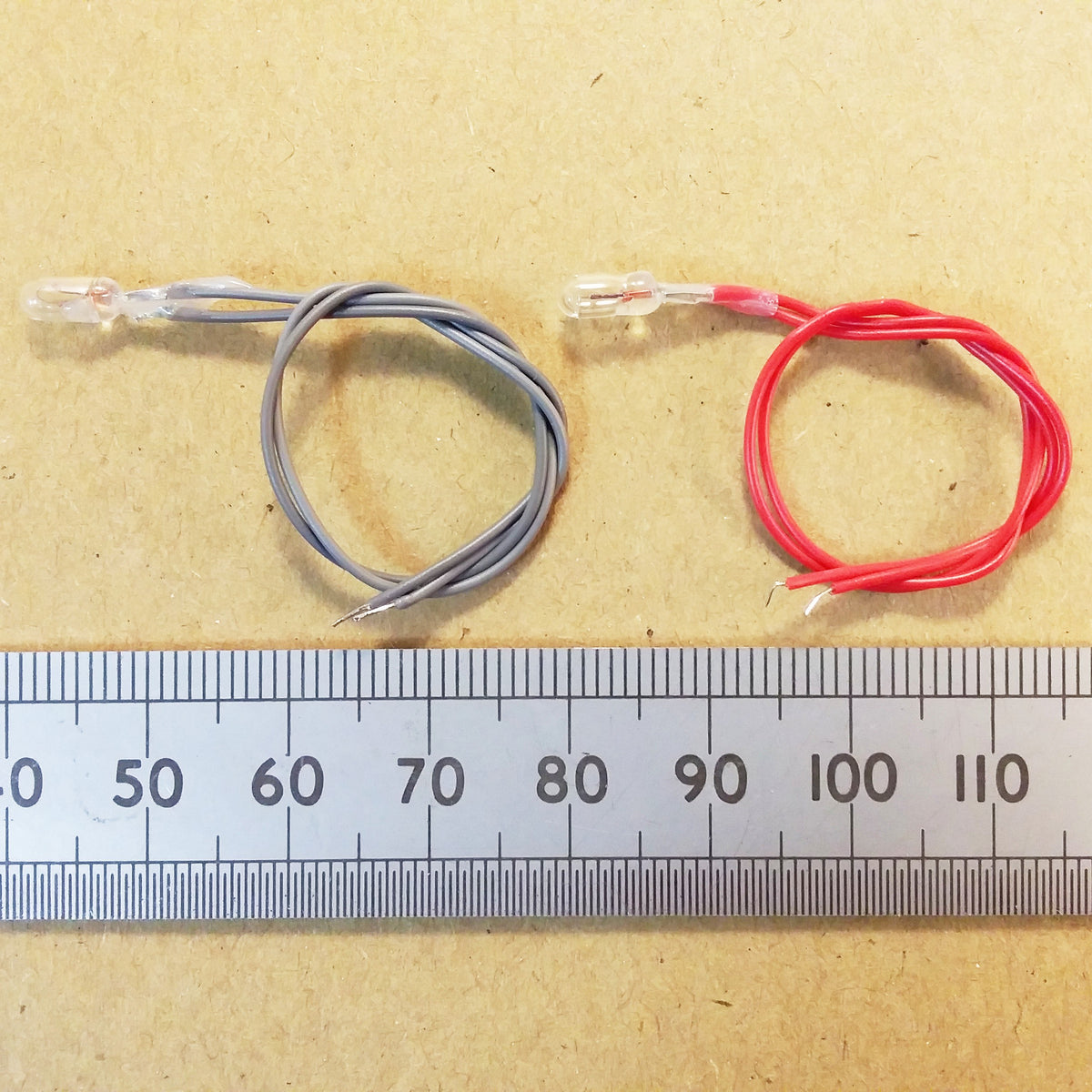 Grain Of Wheat Miniature Light Bulb Lamps Wire Leads 3V Or 6 Volt