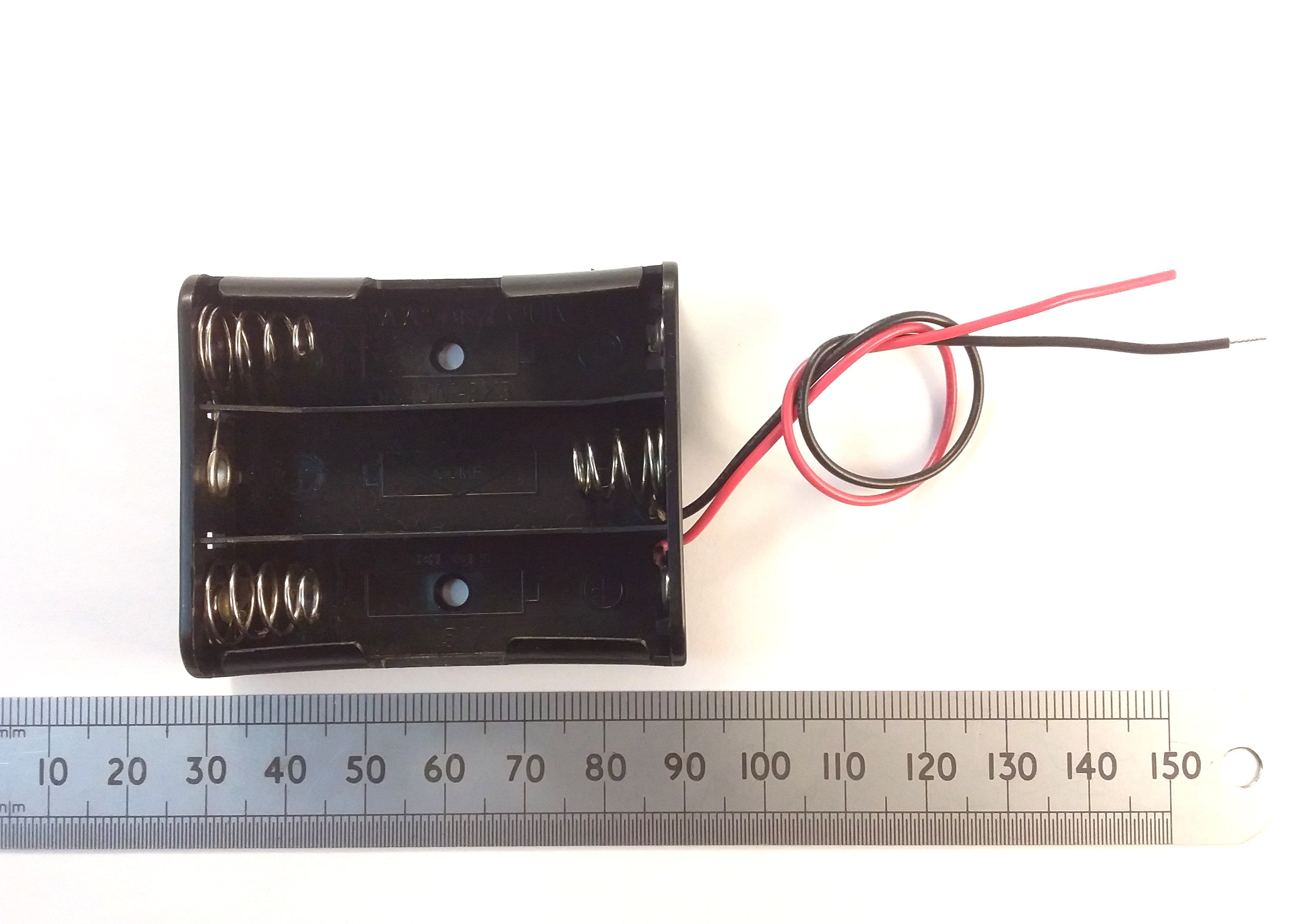 AA Battery Holder With Wires For 1, 2, 3, 4, or 6 UM-3 Batteries