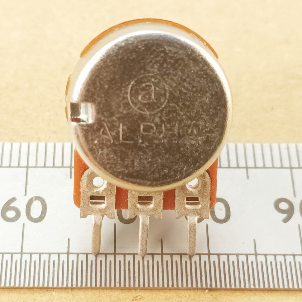 Audio Potentiometer 16mm Splined Shaft Log A BAS