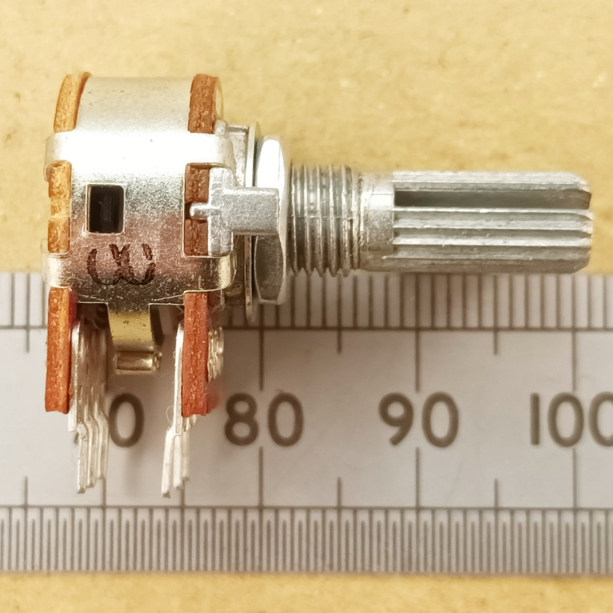 Dual Centre Click Potentiometer Stereo Detent Logarithmic Splined Shaft A DD