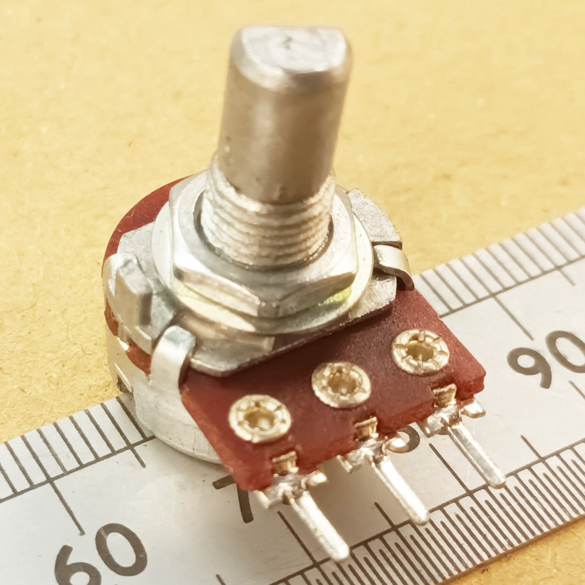 Flatted 6mm D Shaft Logarithmic Potentiometer Audio Log Volume Control A D