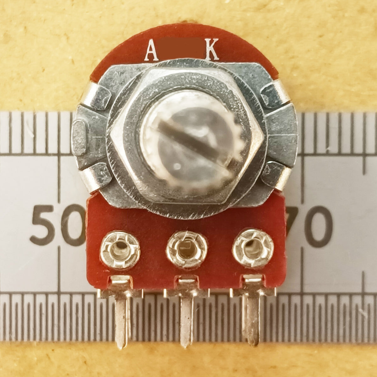 Switched Volume Potentiometer Single Mono 16mm Splined Audio Log A SW