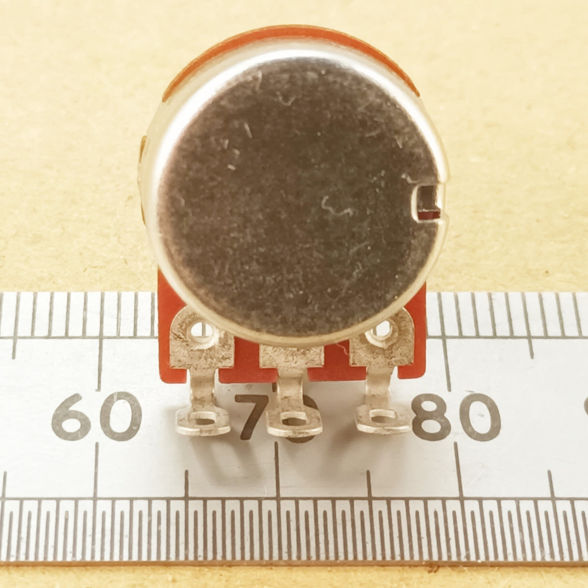 Log Potentiometer Solder Lug Splined 16mm Audio Logarithmic A T18SL