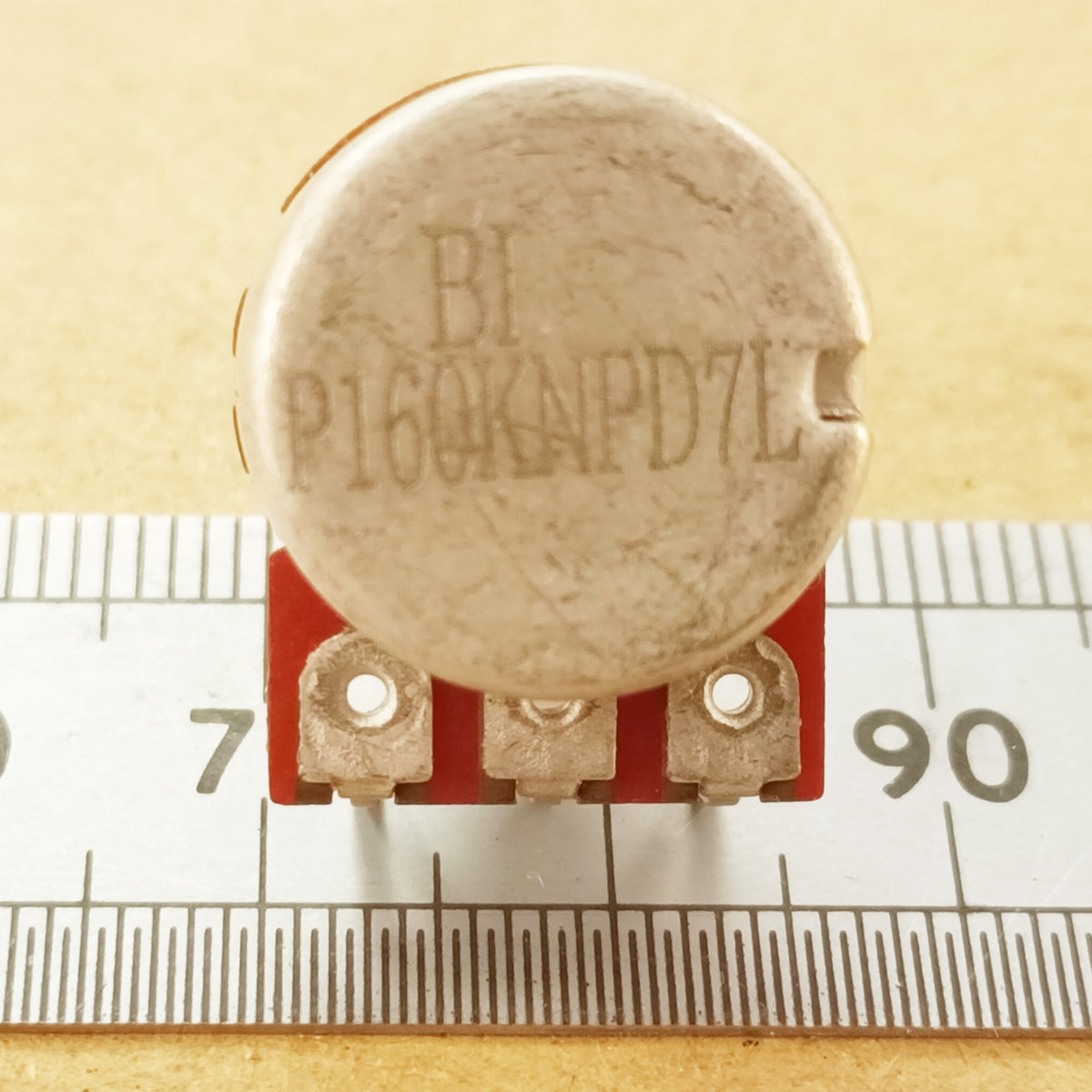 Potentiometer A5K 41 Detent 17mm Log 5K T18 Splined Shaft Multi Click T18RP41