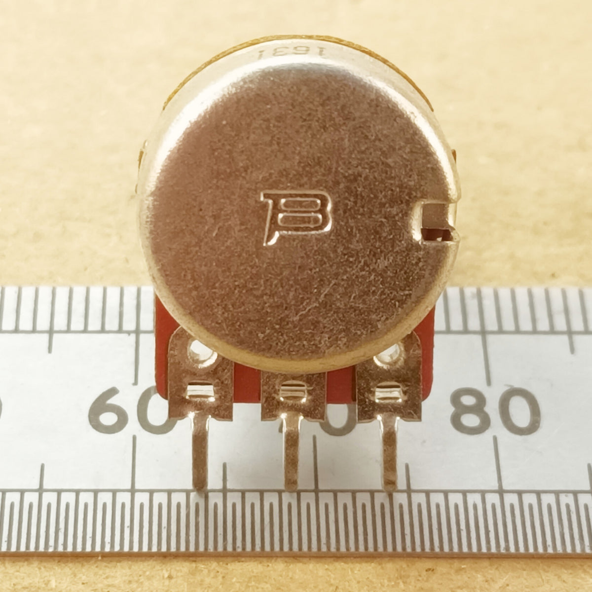 Potentiometer 16mm Flatted 6mm D Shaft Conductive Plastic Track Pot Bourns B BD