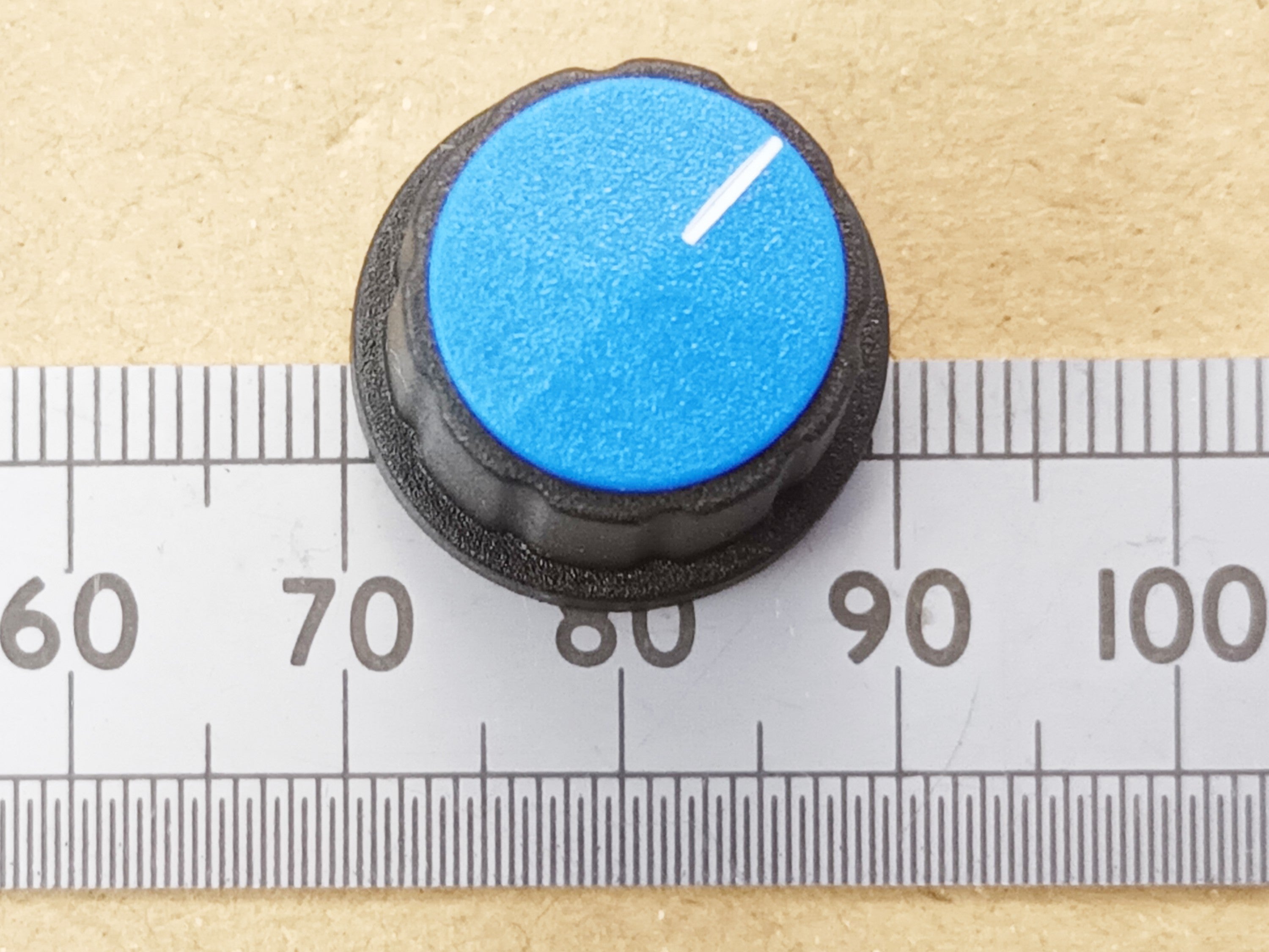 Volume Control Knob 19mm with Movable Pointer Cap For 4mm Round Shaft K21 R40S