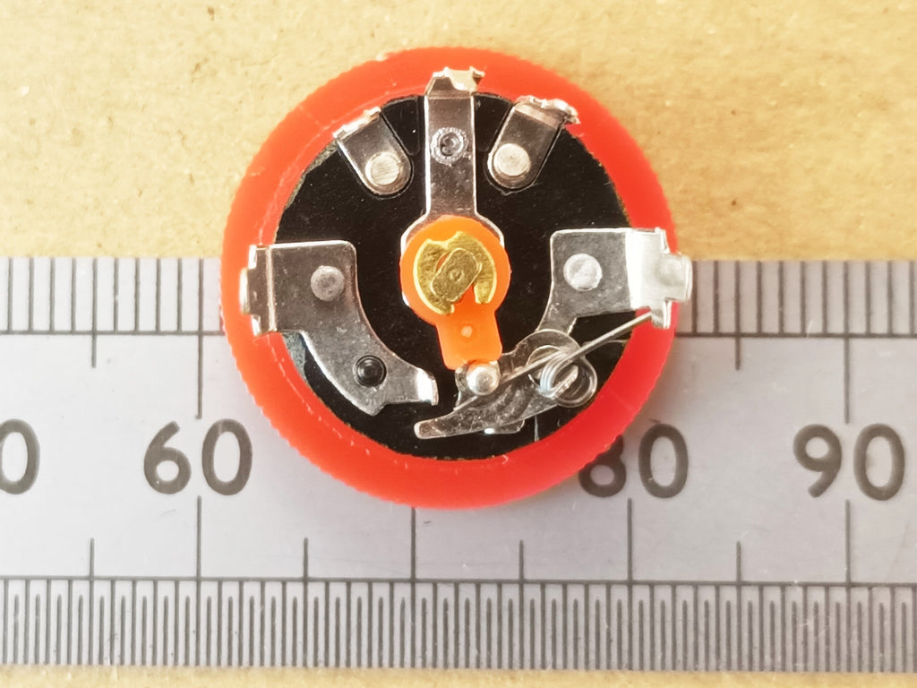 Transistor Radio Volume Control Potentiometer & 21mm Red Thumbwheel Knob, 5K