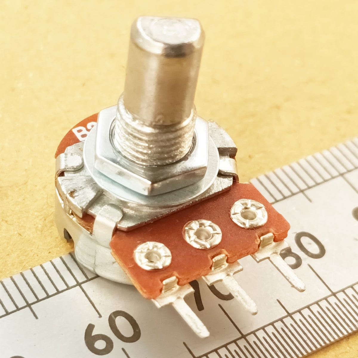 6mm Flatted Shaft Potentiometer Linear Control Pot B D