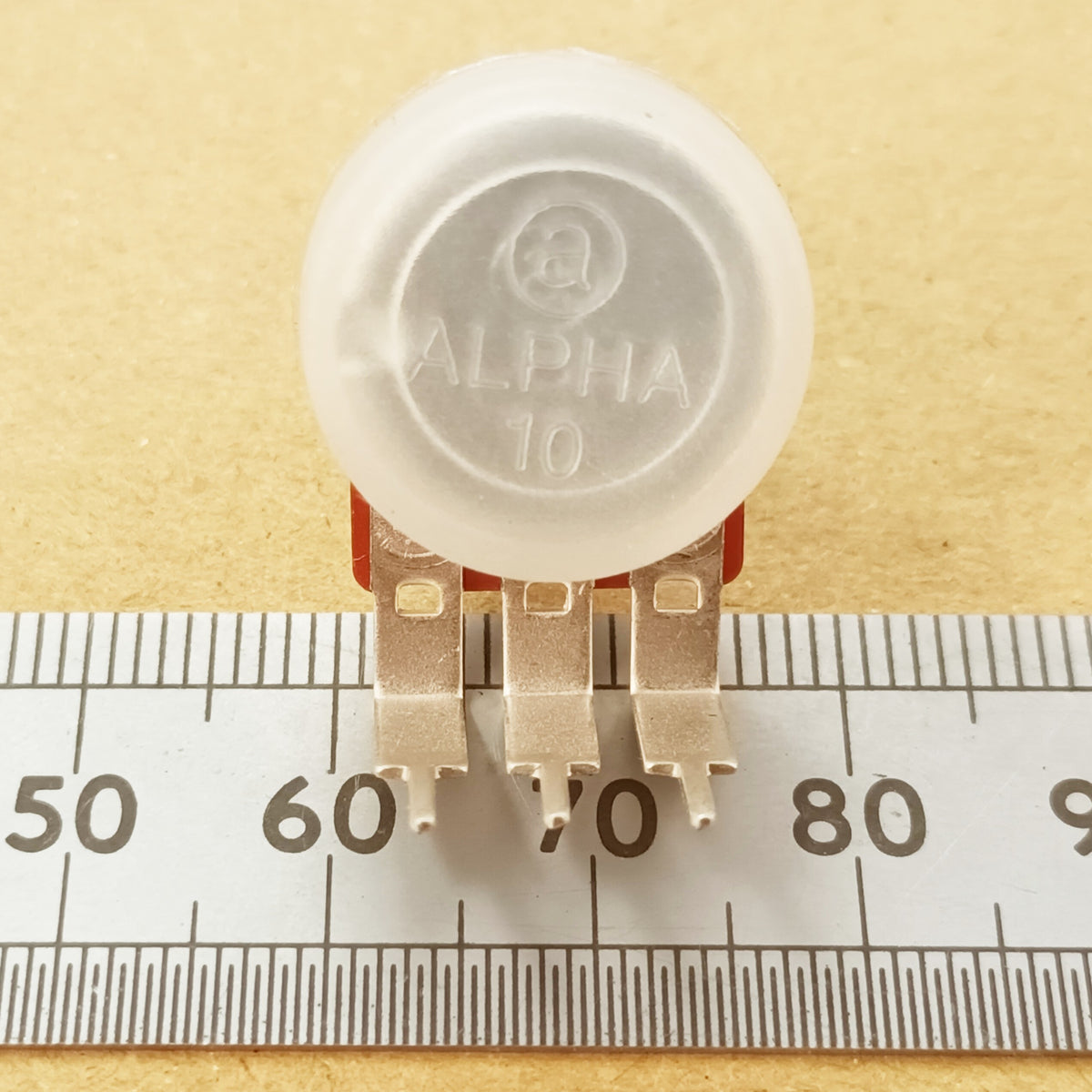 Linear Potentiometer Vertical PCB Mount 6.3mm 0.25 Inch Round Shaft B VR63