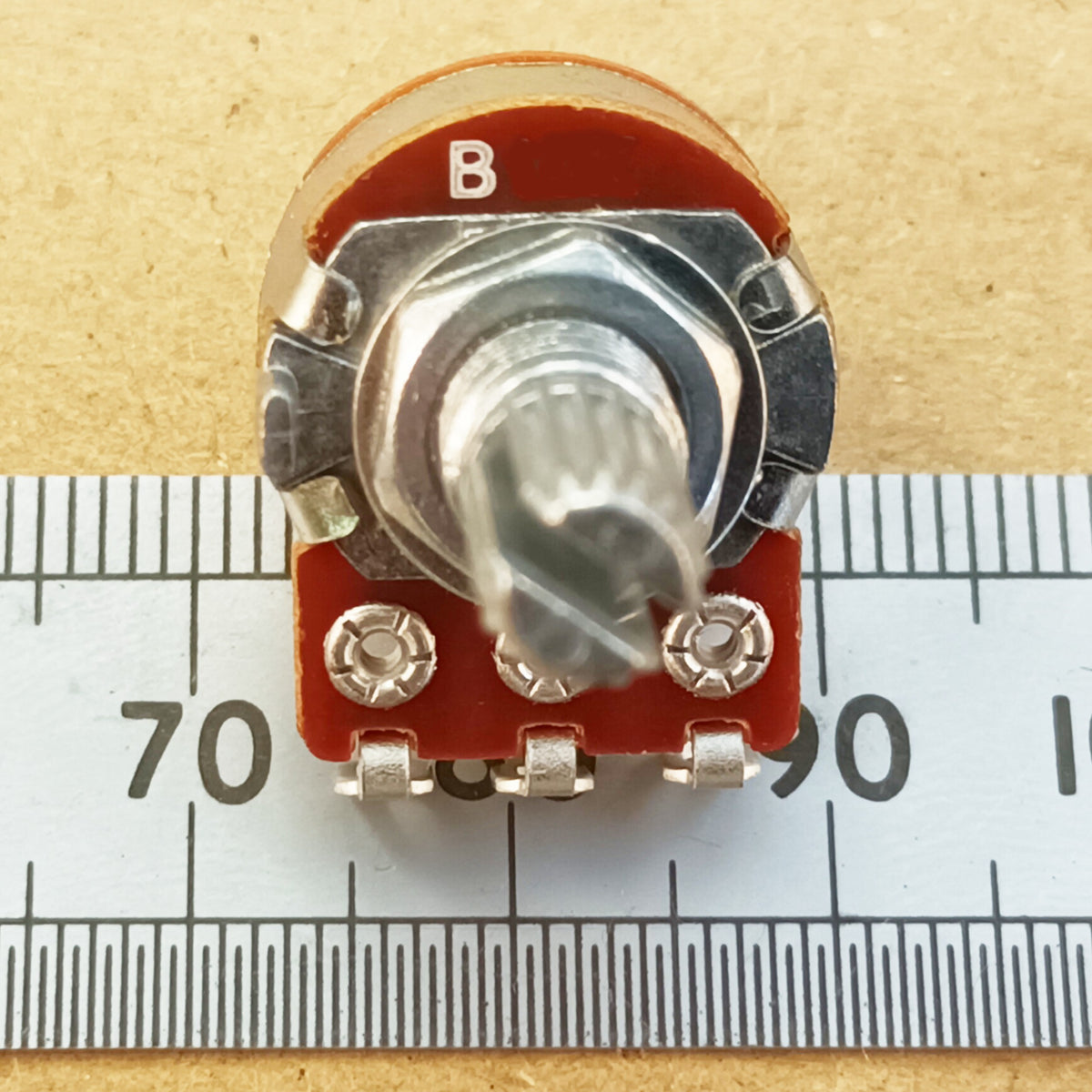 Switched Potentiometer Splined Shaft Solder Lugs Rear Switch B RSWL