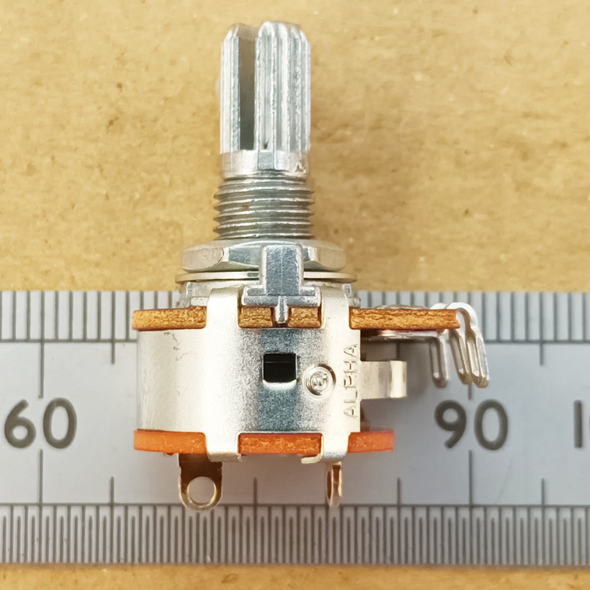 Switched Potentiometer Splined Shaft Solder Lugs Rear Switch B RSWL