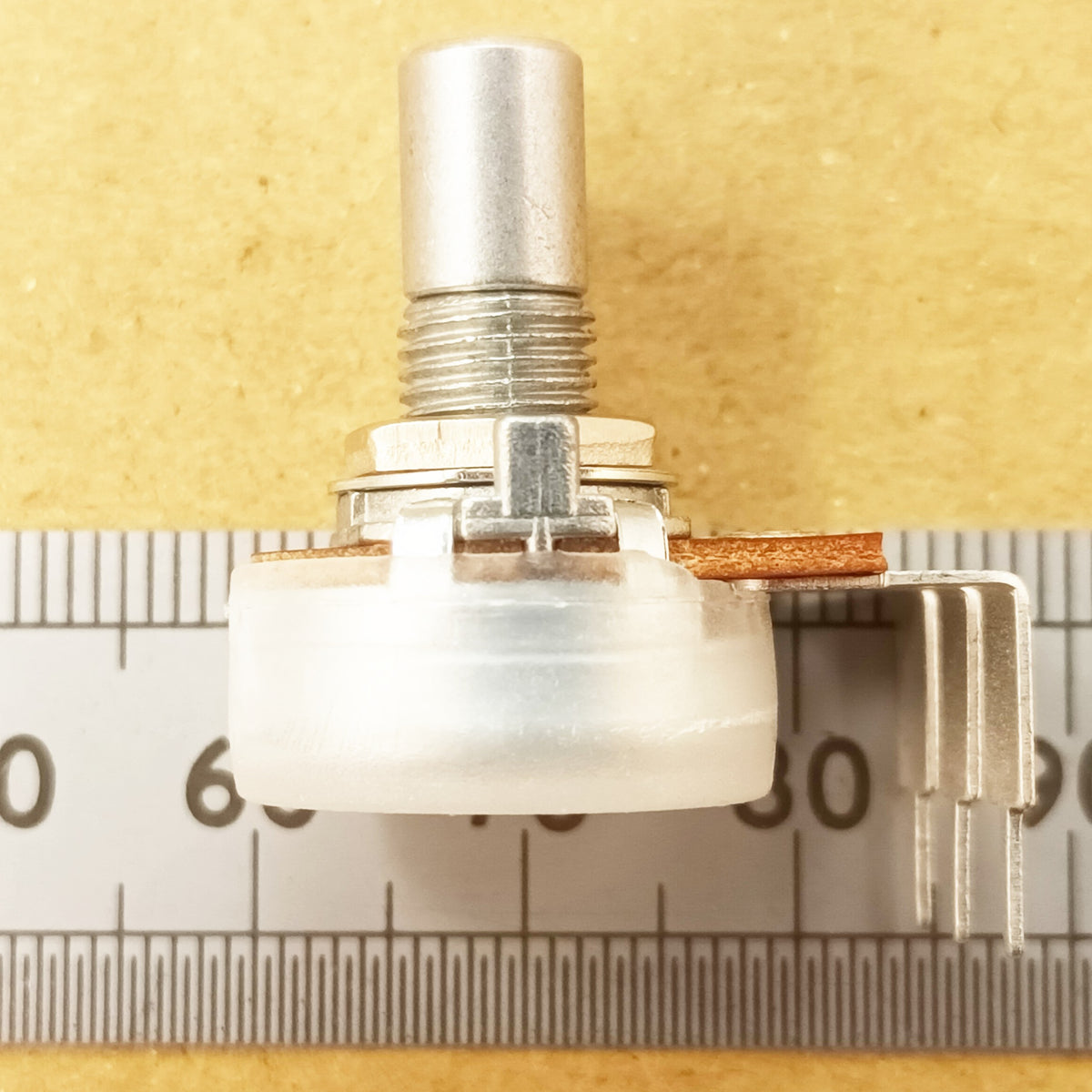Linear Potentiometer Vertical PCB Mount 6.3mm 0.25 Inch Round Shaft B VR63
