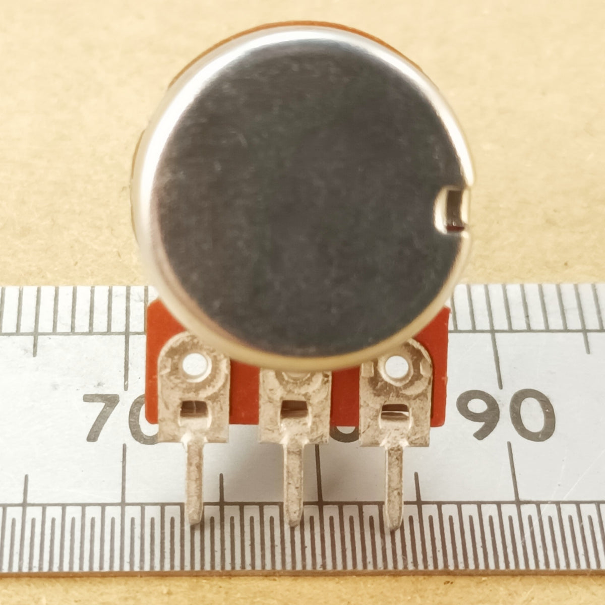 Potentiometer 16mm Linear Splined Shaft B BAS