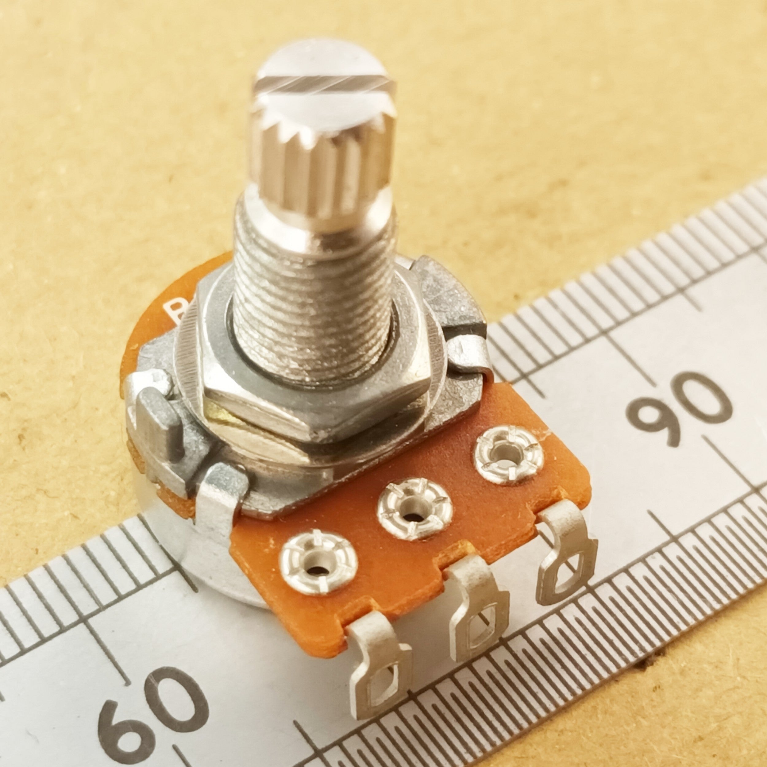 10mm Long Thread Splined Linear Potentiometer 16mm Guitar Pot Solder Lugs B T18GL