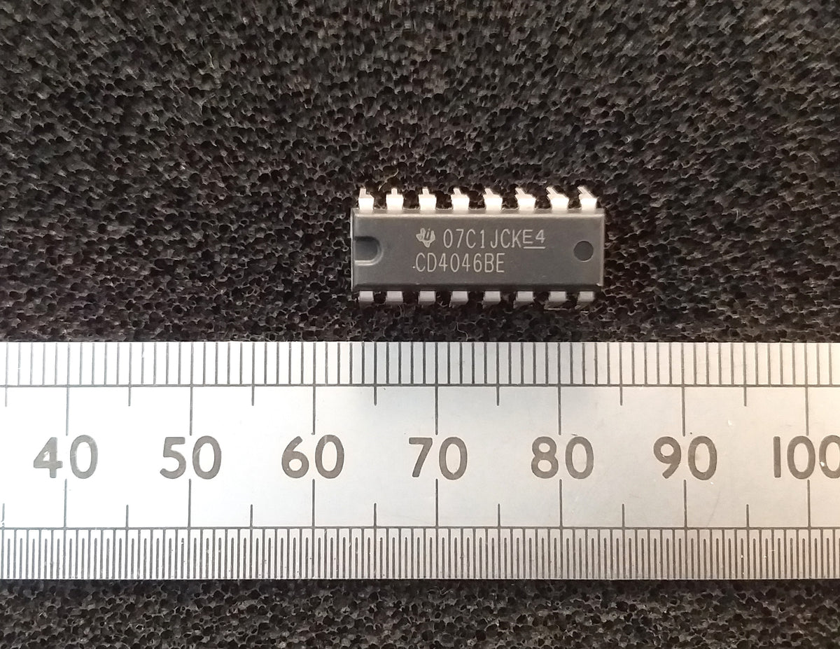4000 Series CMOS Logic IC Dil Chips By Texas Instruments