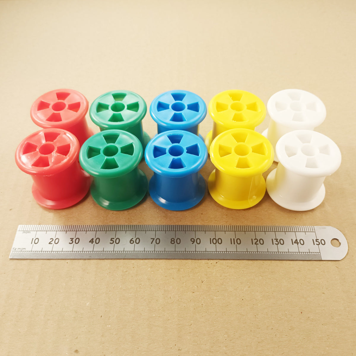 Cotton Reel Bobbins 10 Empty Plastic 25mm 1 Inch Diameter Radio Coil Formers