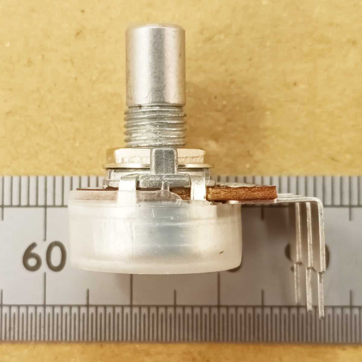 Reverse Logarithmic Potentiometer Vertical PCB Mount 6.3mm 0.25 Inch Round Shaft C VR63