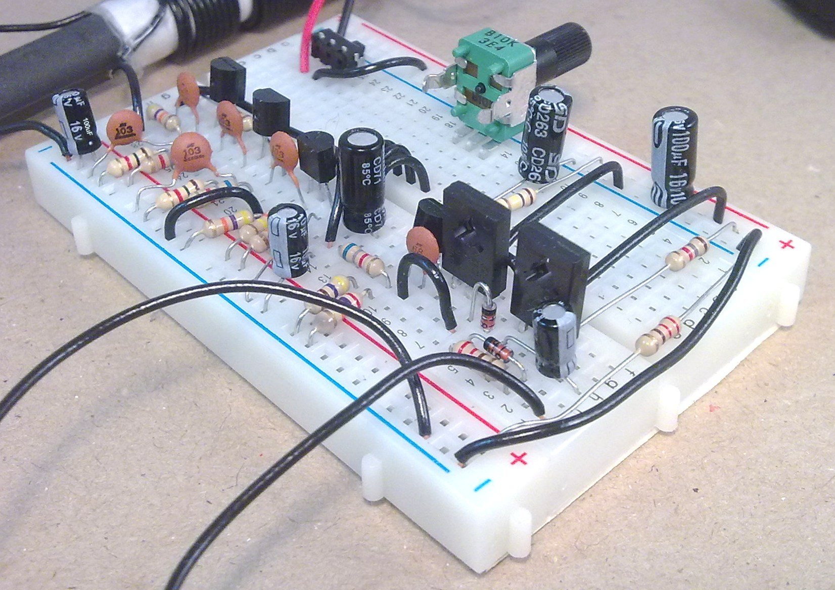 Six Transistor AM Radio Kit Using Solderless Breadboard With Full Online Instructions BBRK-1