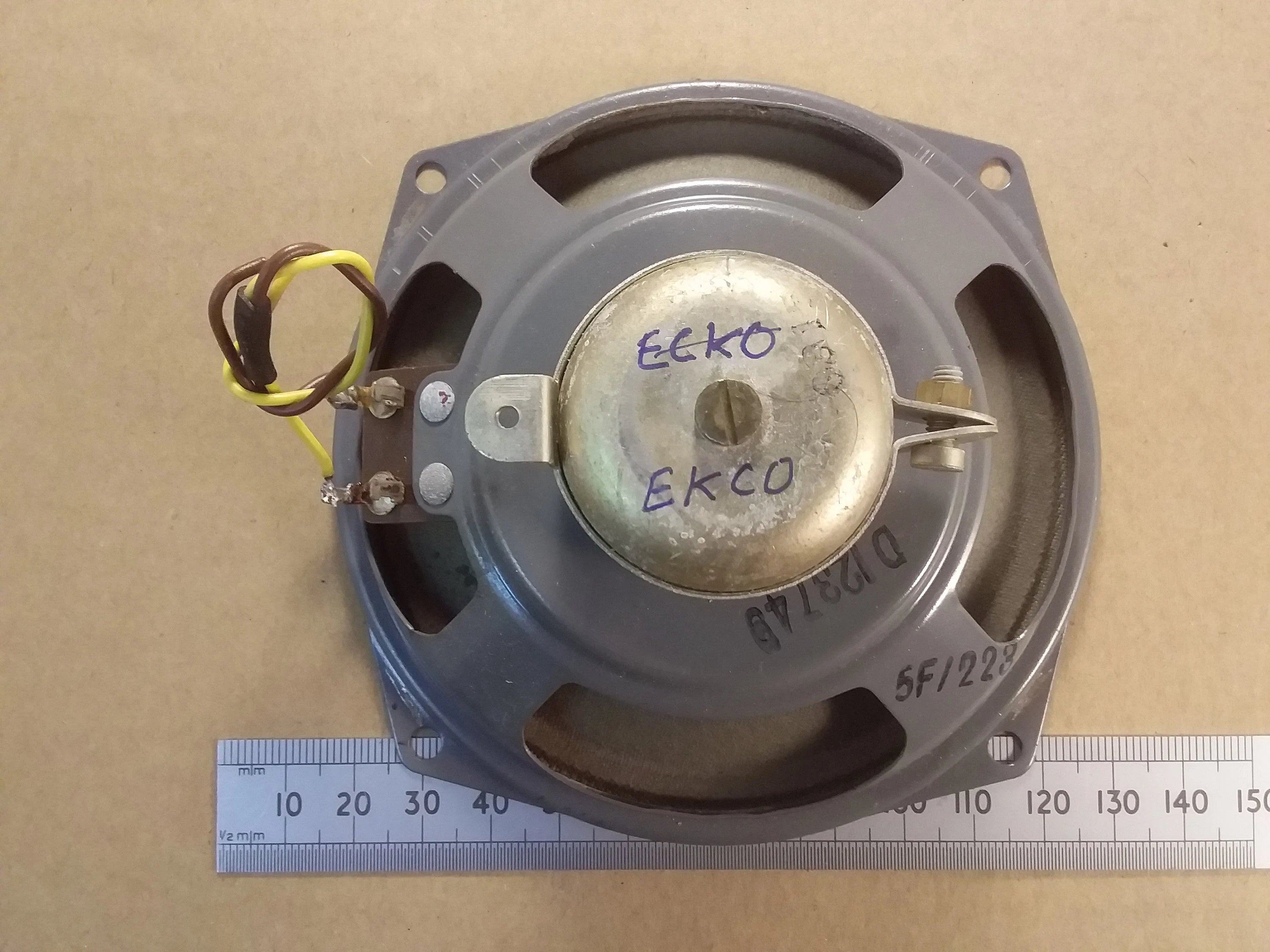 3.2 Ohm Round Transistor Radio Speaker 110 x 110mm Diameter Loudspeaker EKCO