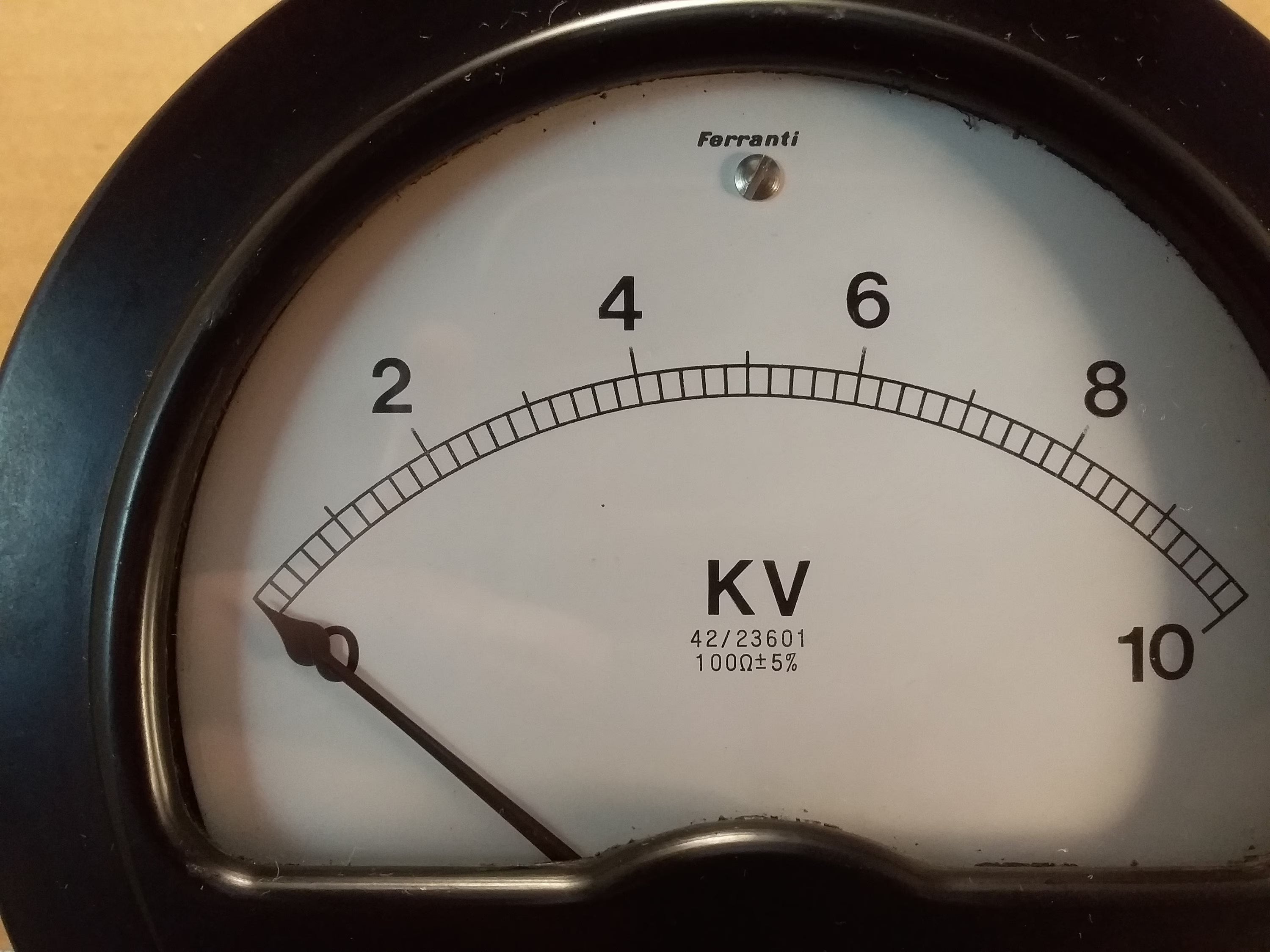 Moving Coil Meter 1mA F.S.D. with 0 to 10kV Scale 105mm Diameter Circular