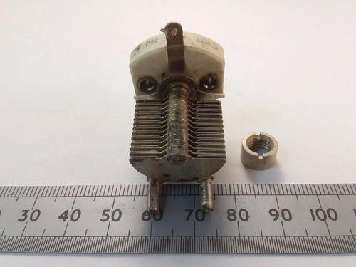 100pF Variable Trimmer Capacitor Screwdriver Adjust With Locking Ring Silver Plated Vanes