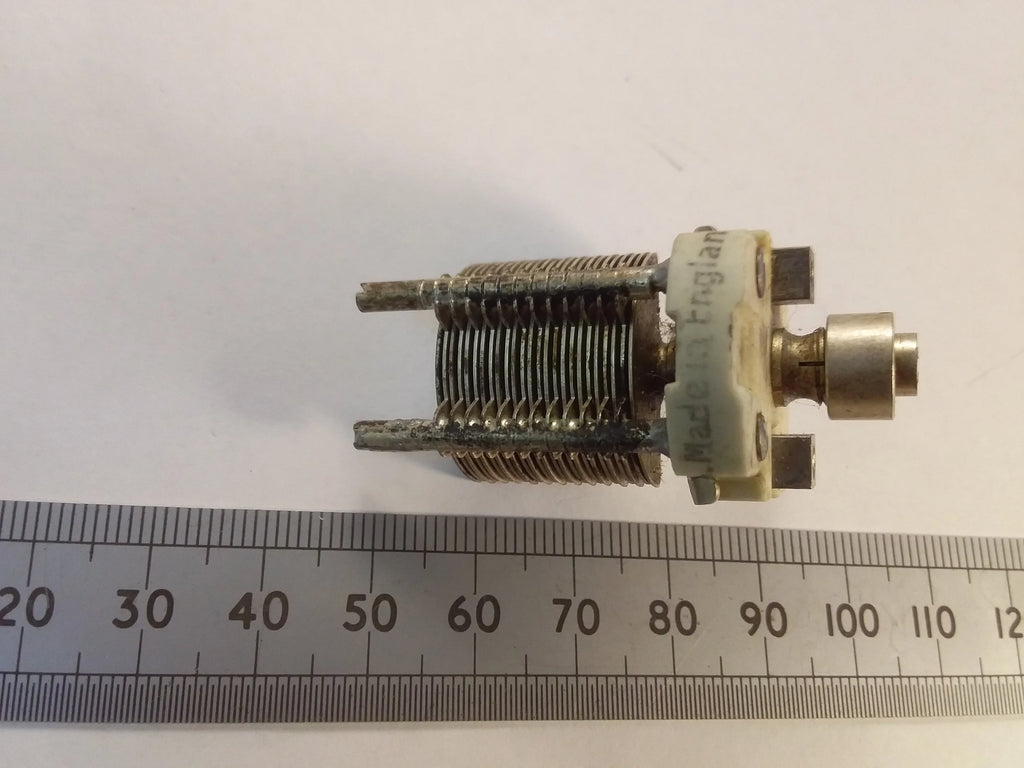 100pF Variable Trimmer Capacitor Screwdriver Adjust With Locking Ring Silver Plated Vanes