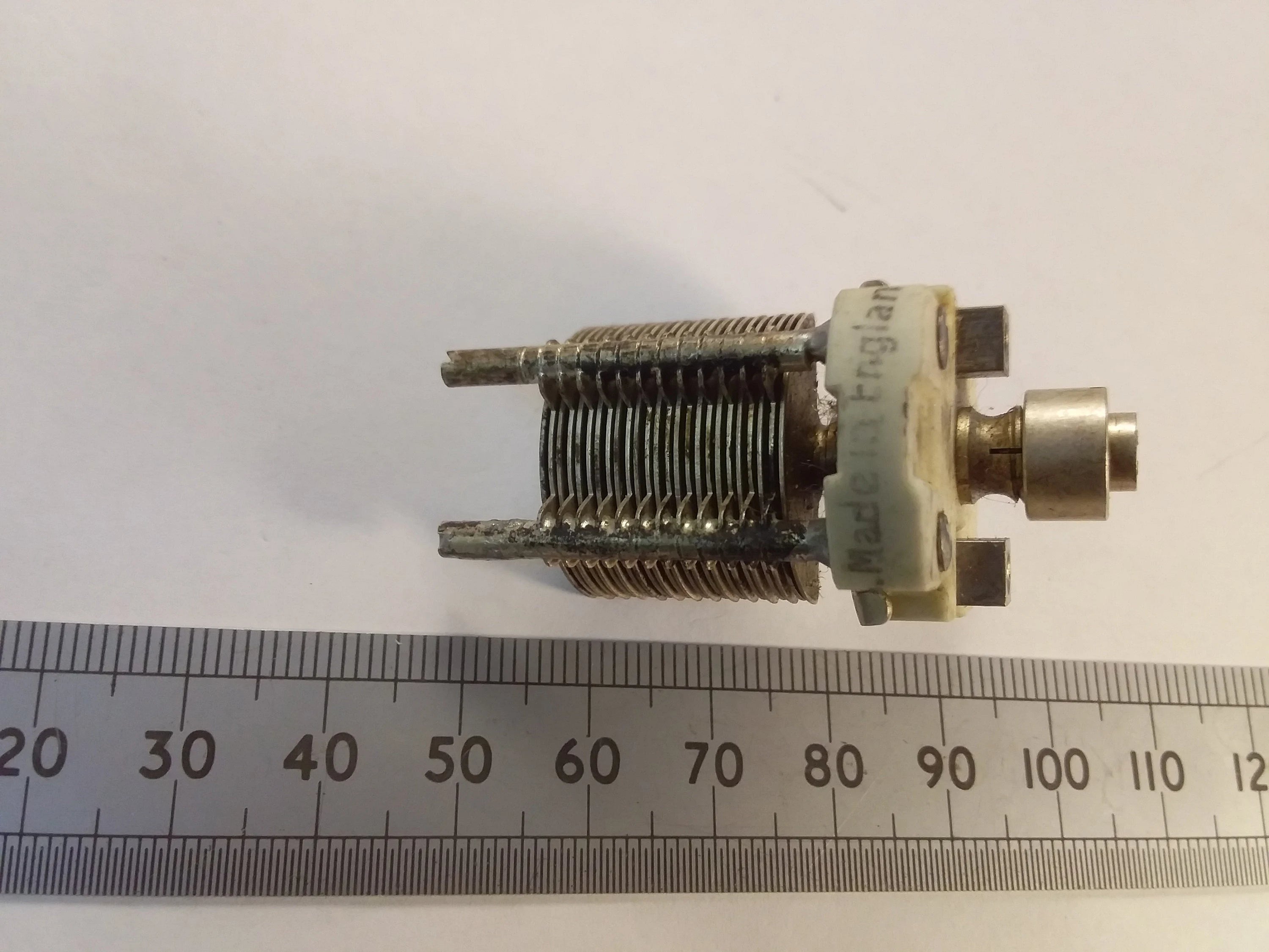 100pF Variable Trimmer Capacitor Screwdriver Adjust With Locking Ring Silver Plated Vanes