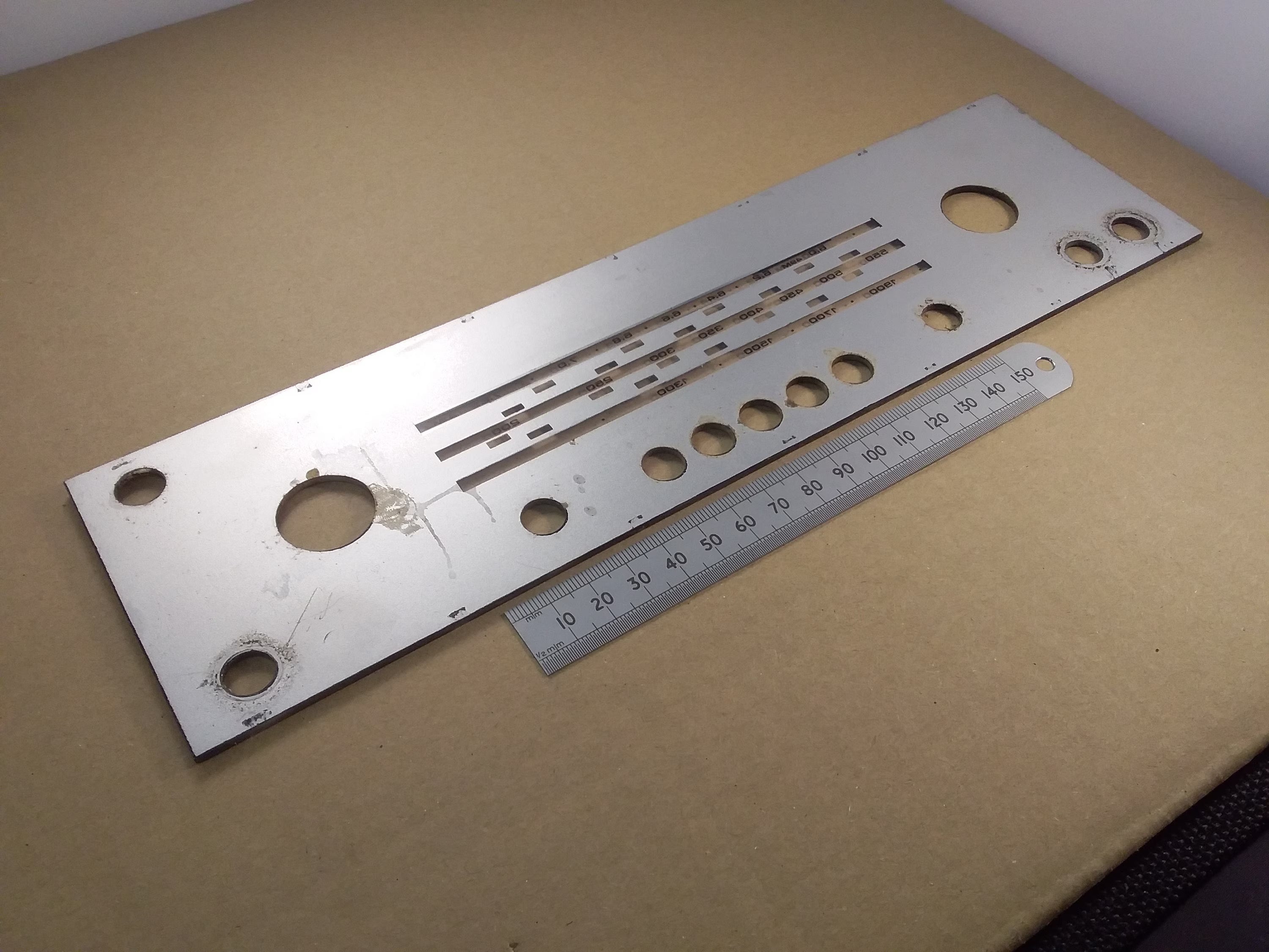 Roberts R707 4 Band Transistor Radio Perspex Tuning Scale