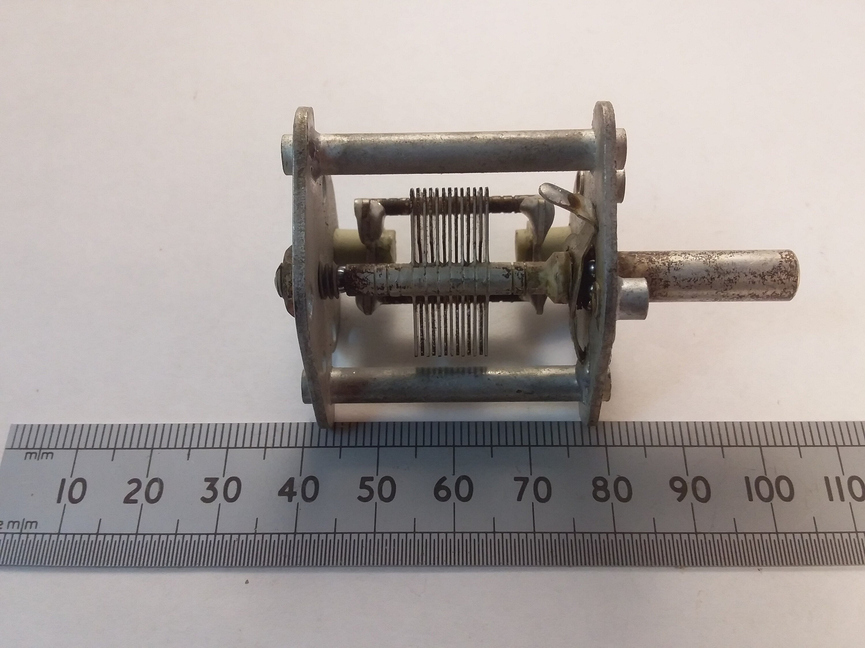 40pF Air-Spaced Variable VHF BFO or VFO Tuning Capacitor, Silver Plated Vanes.