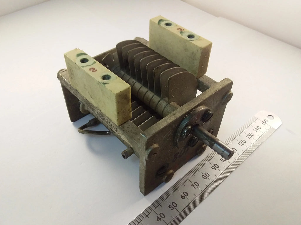 Variable Capacitor 80pF High Voltage Single Gang with Ceramic Insulators
