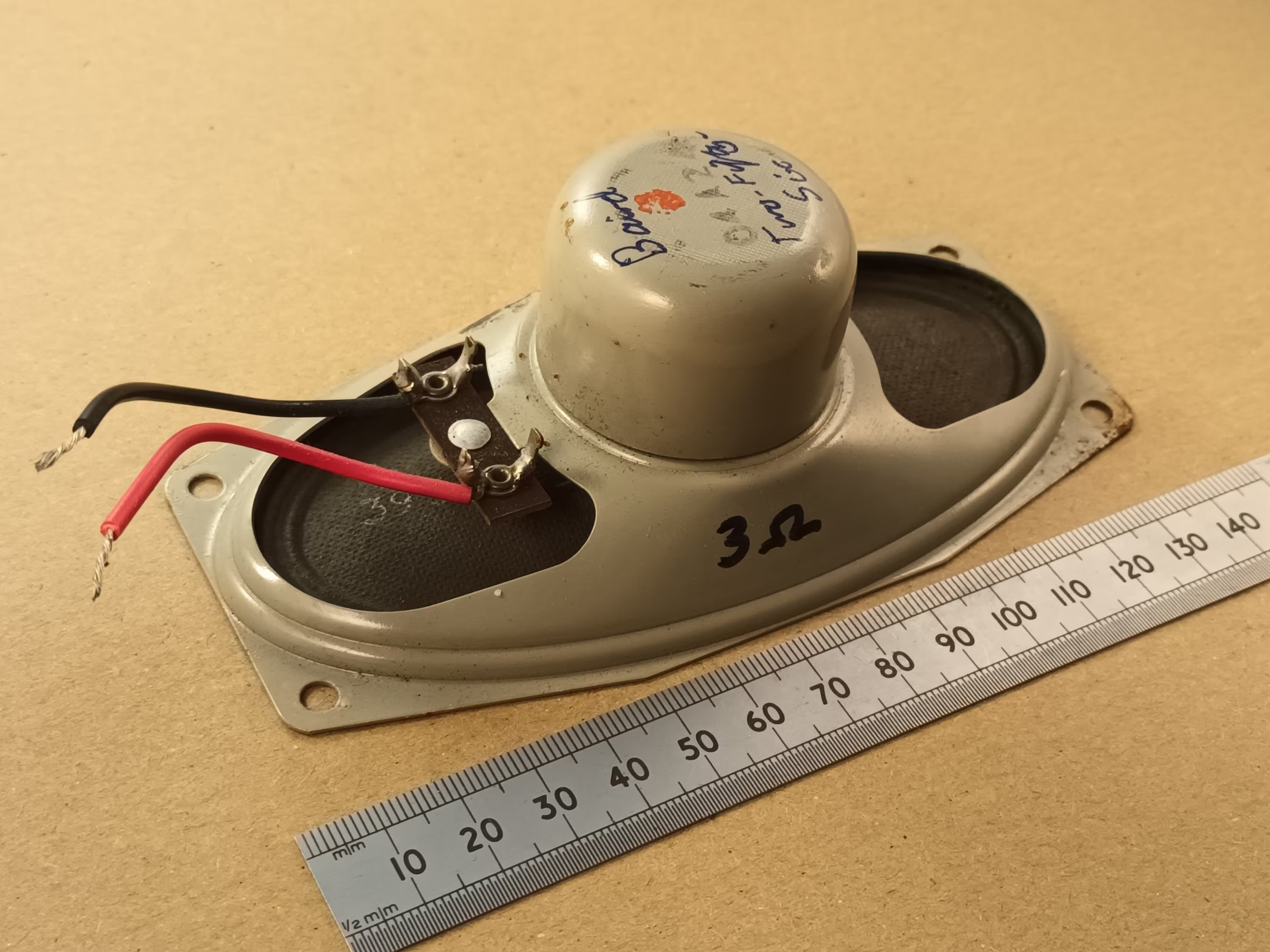70 by 135mm 3 Ohm Voice Coil Oval Elliptical Transistor Radio Speaker Baird 256