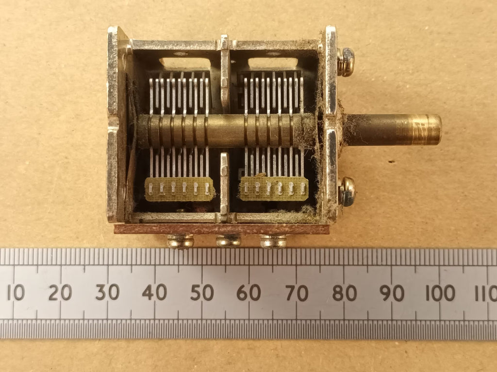 Variable Capacitor Dual Gang 36pF X2 For Shortwave or VHF Radio Tuning