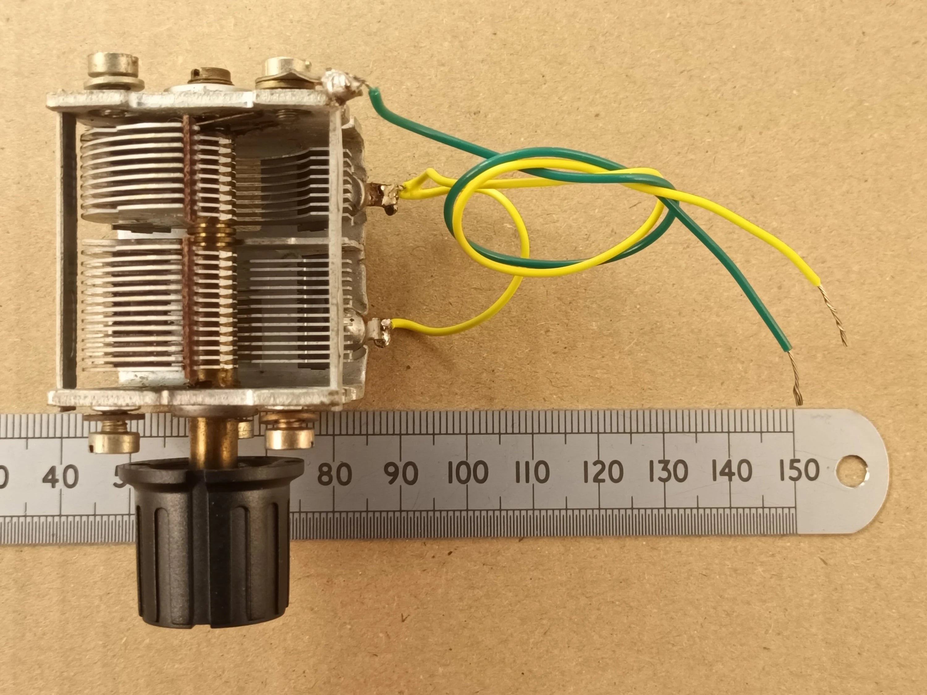 500pF Variable Capacitor Air Spaced with Wires and Control Knob For Crystal Sets Or Loop Antenna
