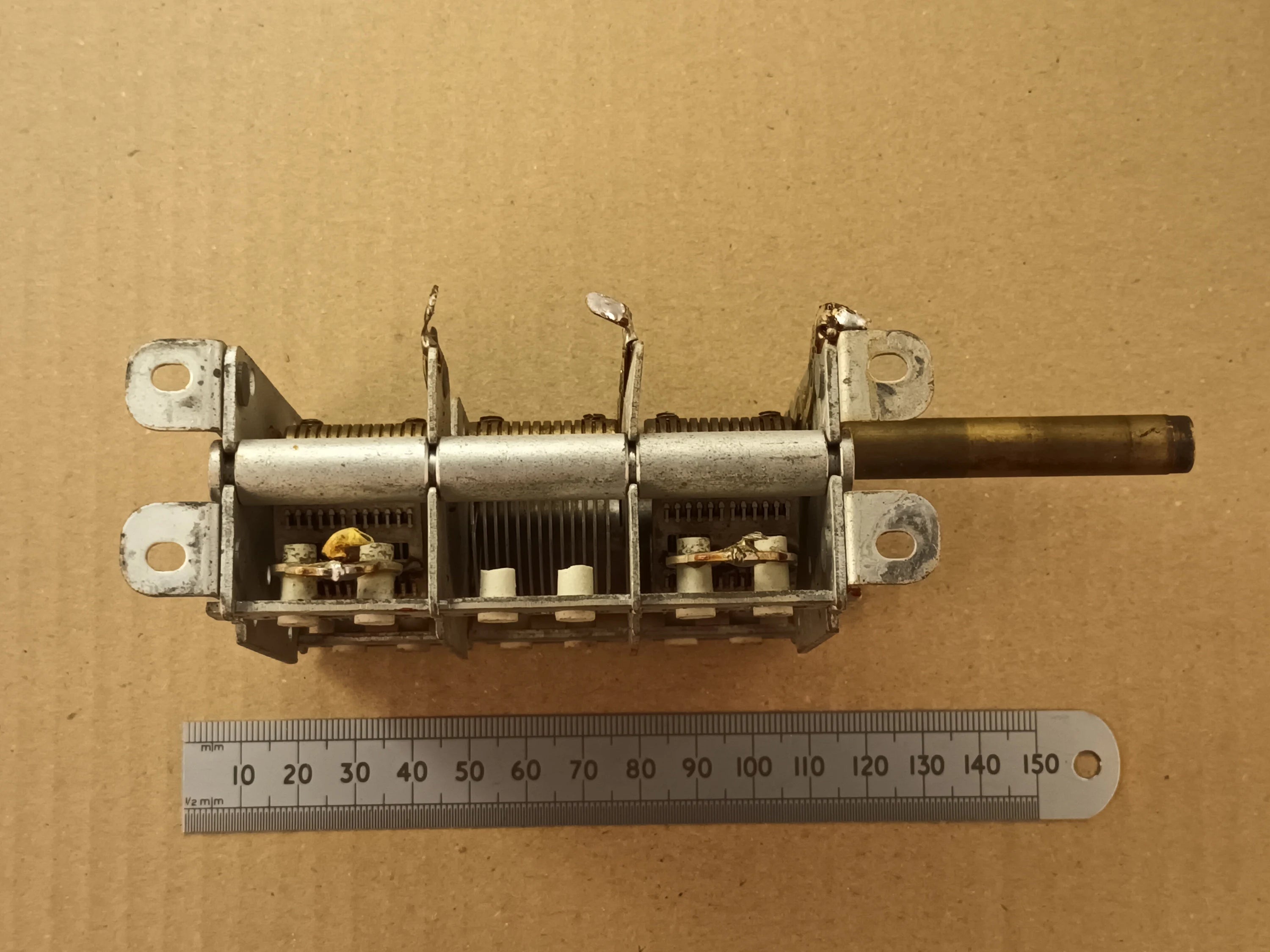 550pF X2 Variable Capacitor Dual Gang Air Spaced for Crystal Sets, Radio Projects, and Loop Antennas
