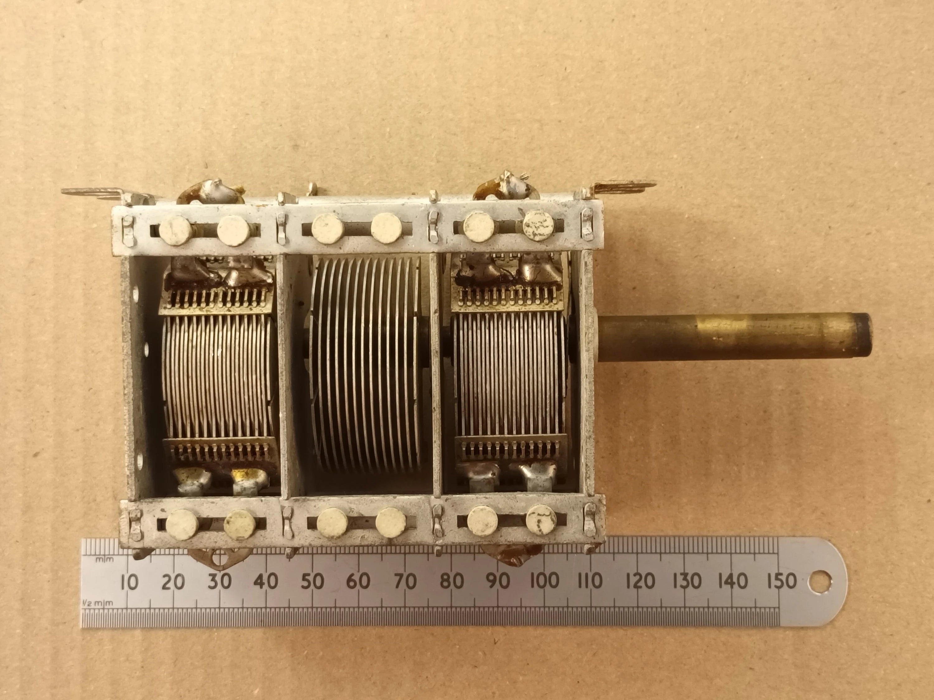 550pF X2 Variable Capacitor Dual Gang Air Spaced for Crystal Sets, Radio Projects, and Loop Antennas