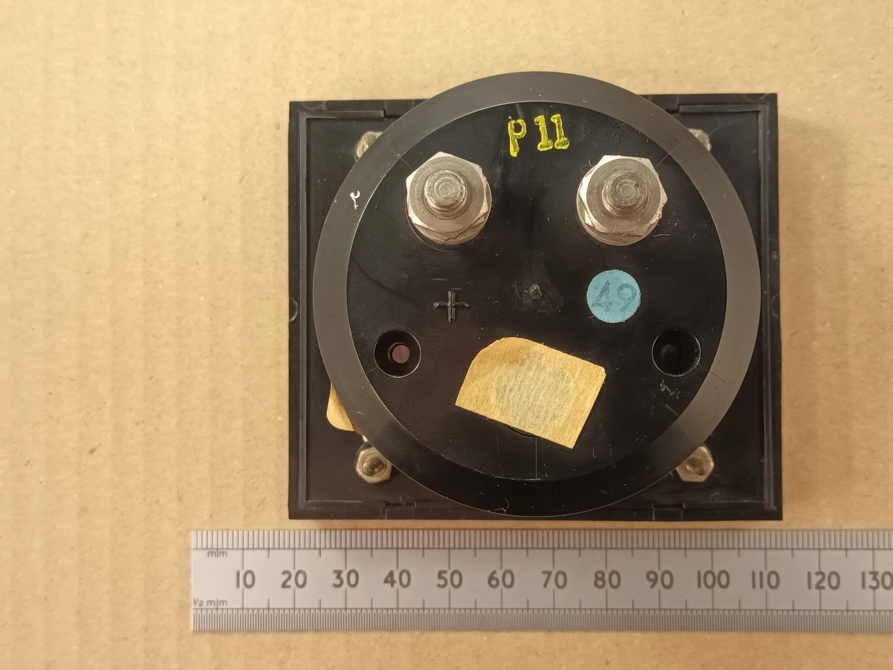 20A D.C. Moving Coil Battery Charge Meter 88mm With Internal Shunt