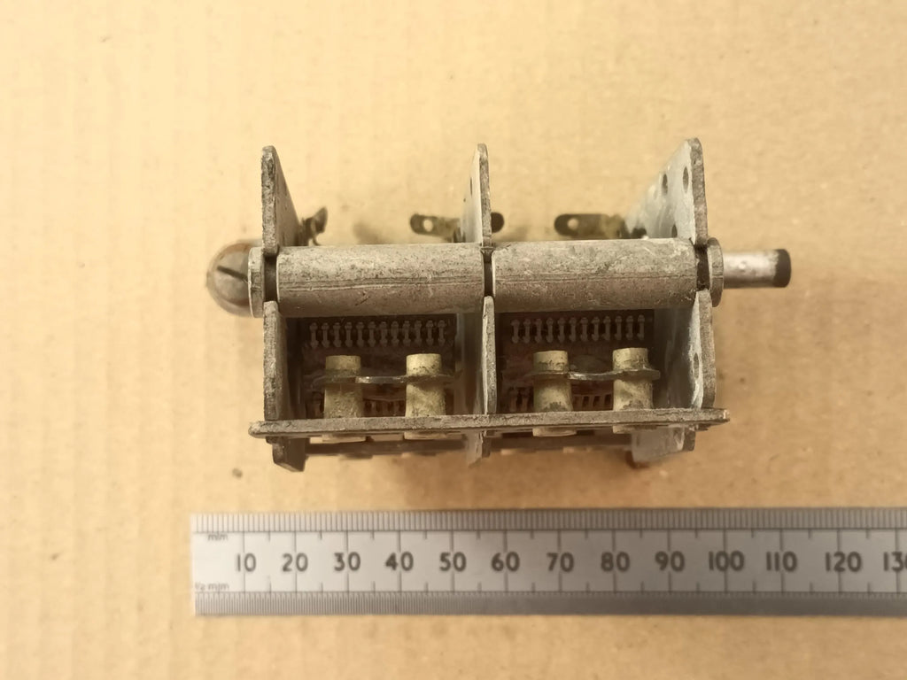 Air Spaced 600pF Variable Tuning Capacitor Dual Gang 1200pF