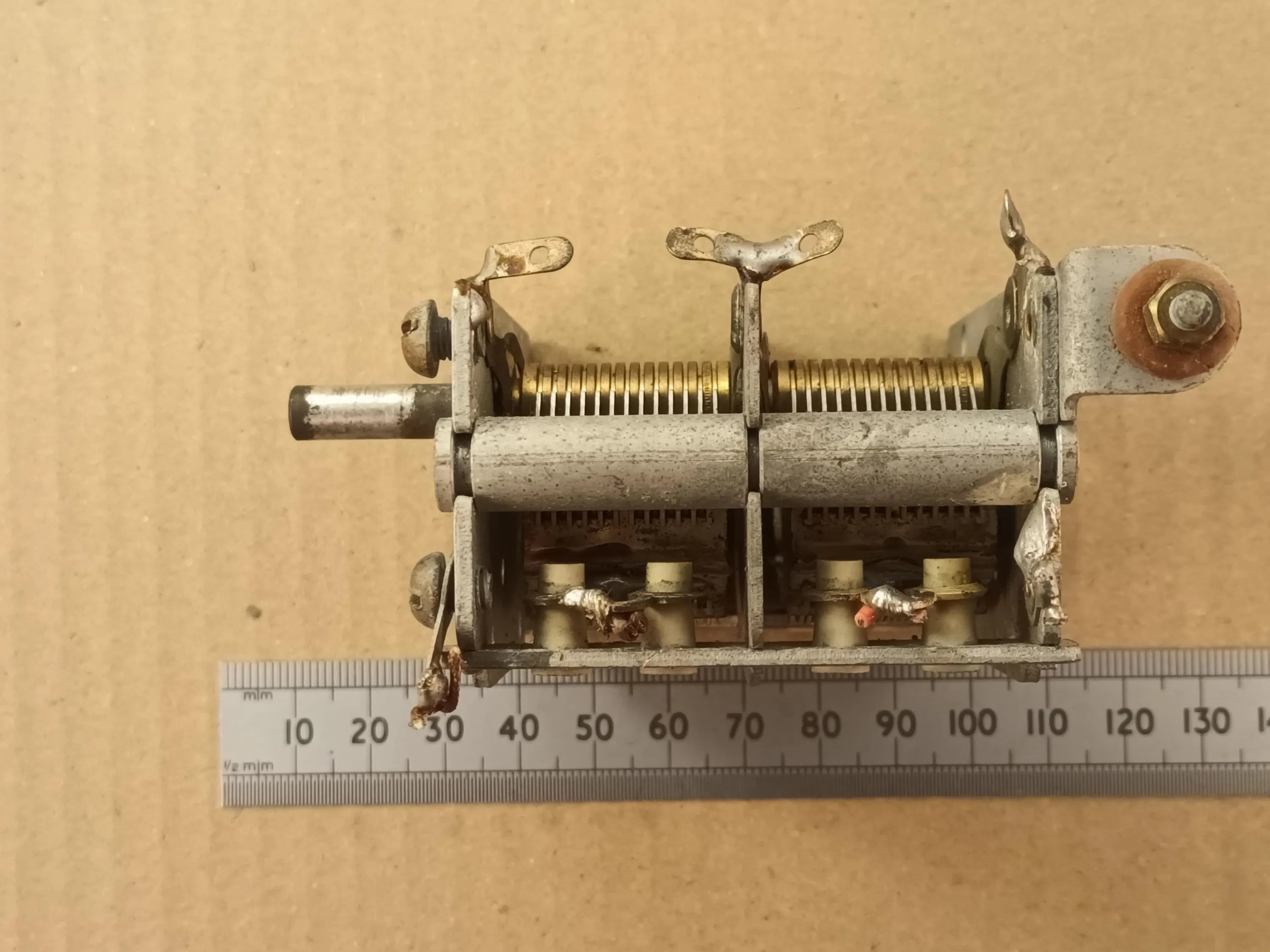 Air Spaced 600pF Variable Tuning Capacitor Dual Gang 1200pF