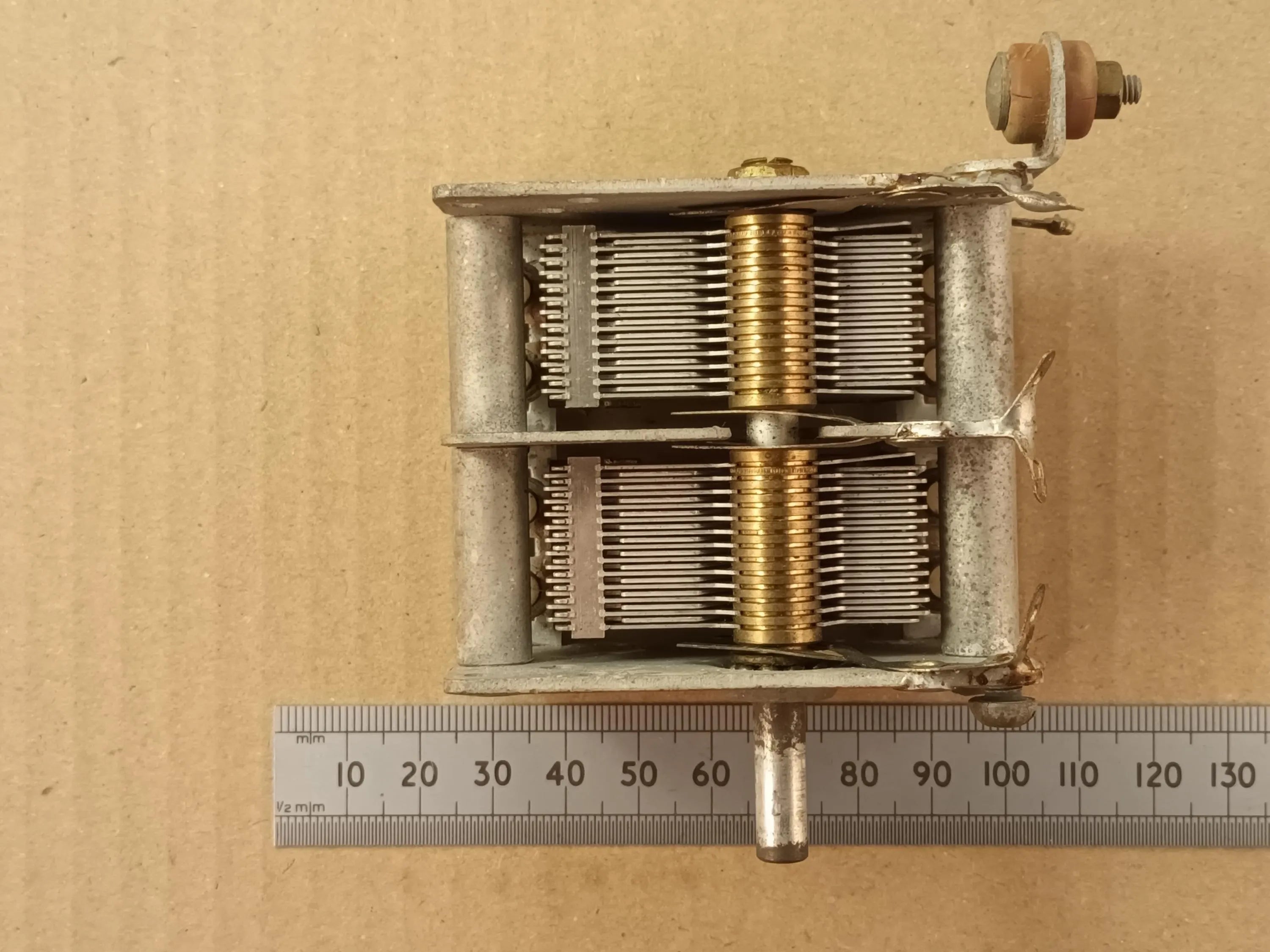 Air Spaced 600pF Variable Tuning Capacitor Dual Gang 1200pF