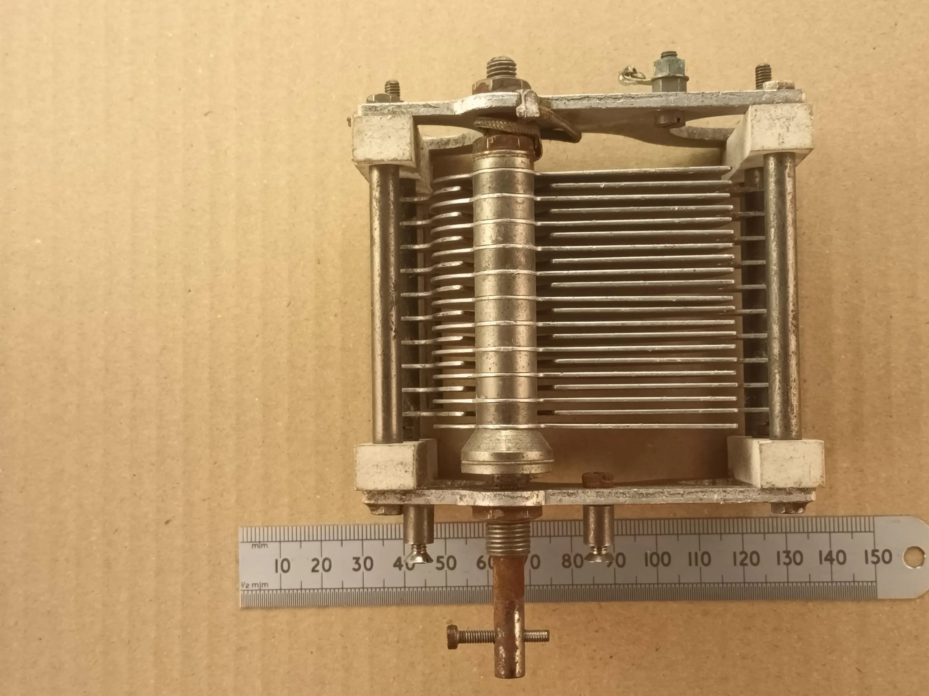 200pF High Voltage Air Spaced Variable Capacitor For Mag Loop TX or ATU Air Ministry