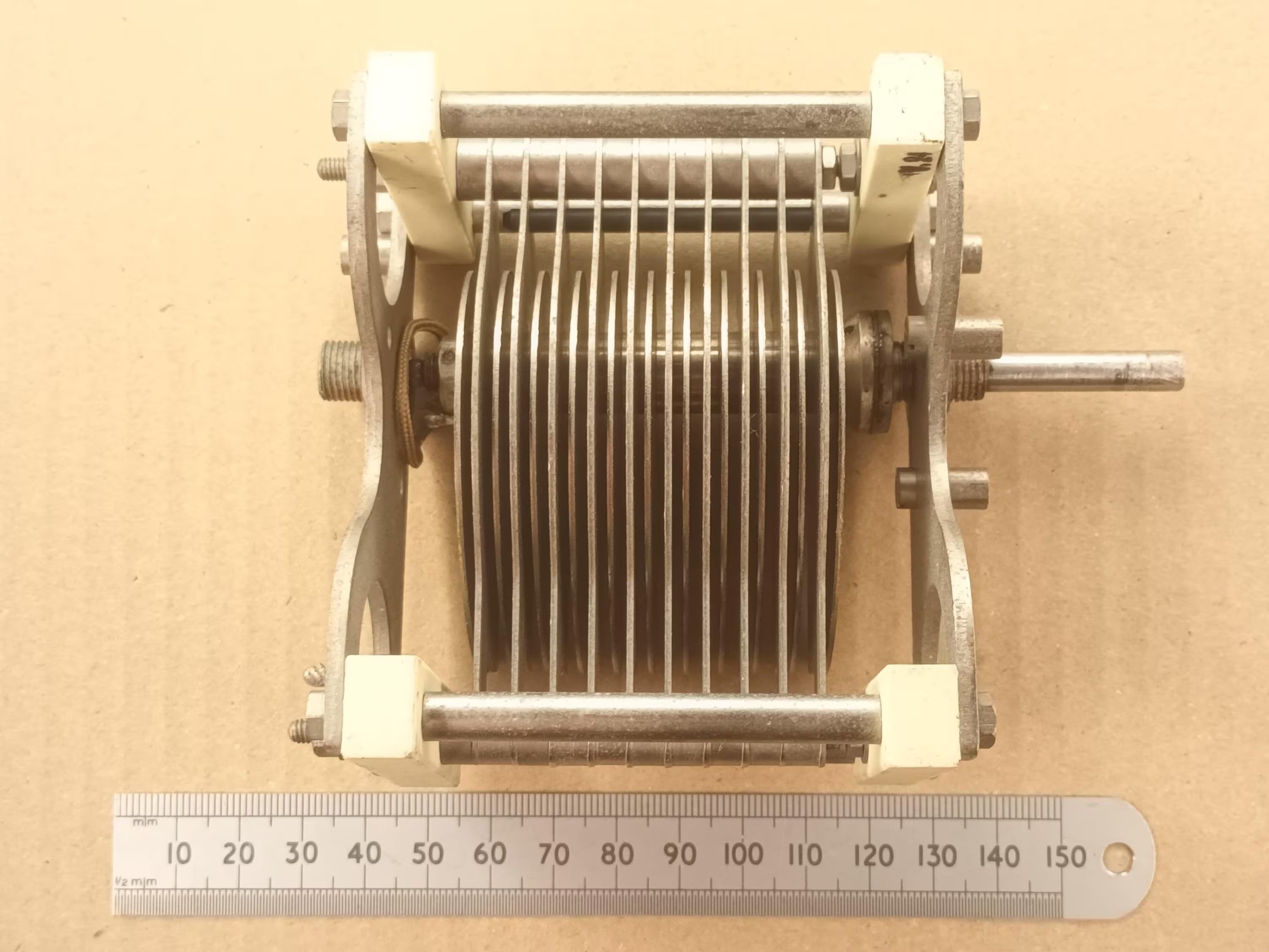 Variable Capacitor High Voltage 24 to 210pF Antenna Tuning