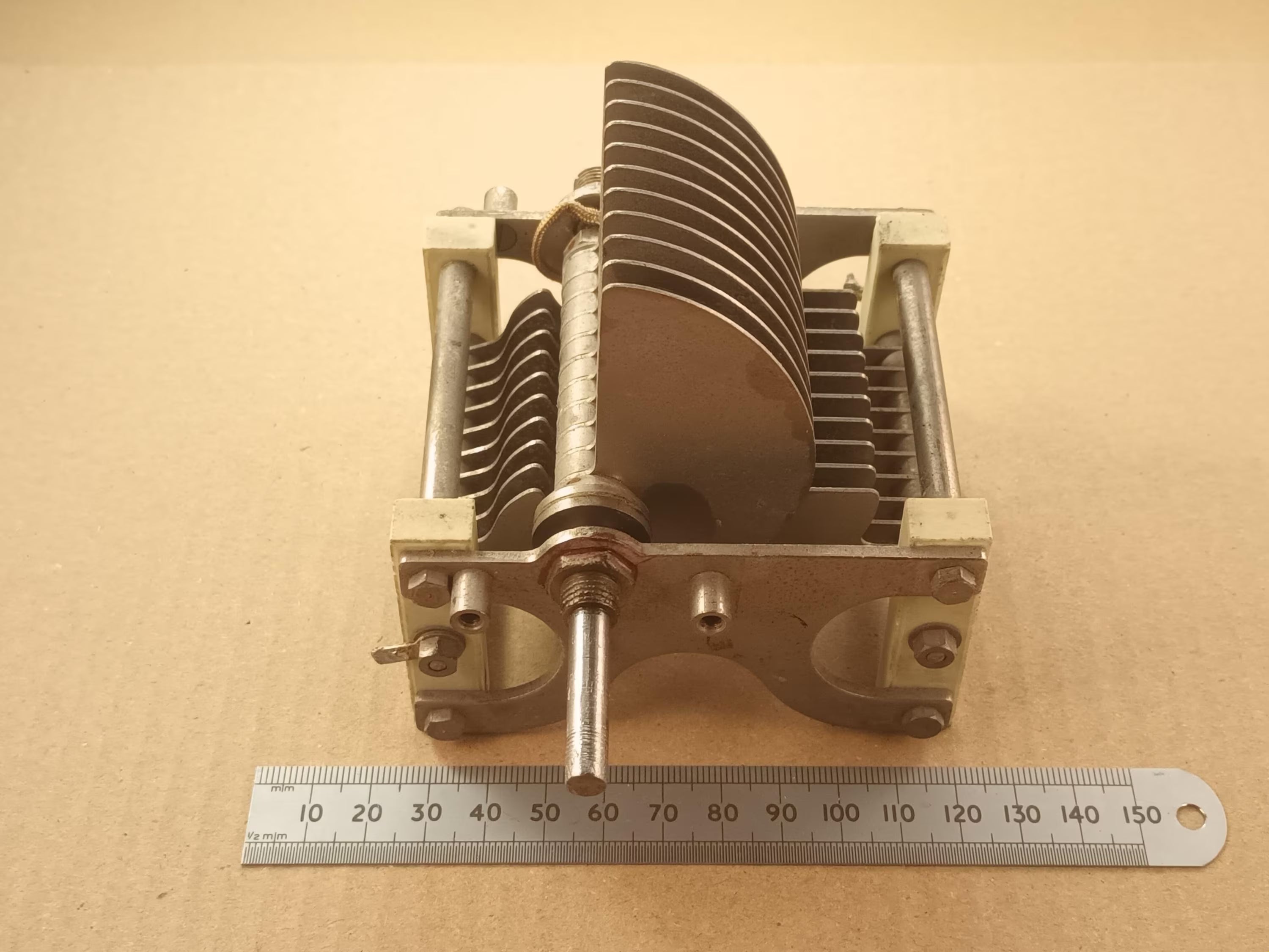 Variable Capacitor High Voltage 24 to 210pF Antenna Tuning