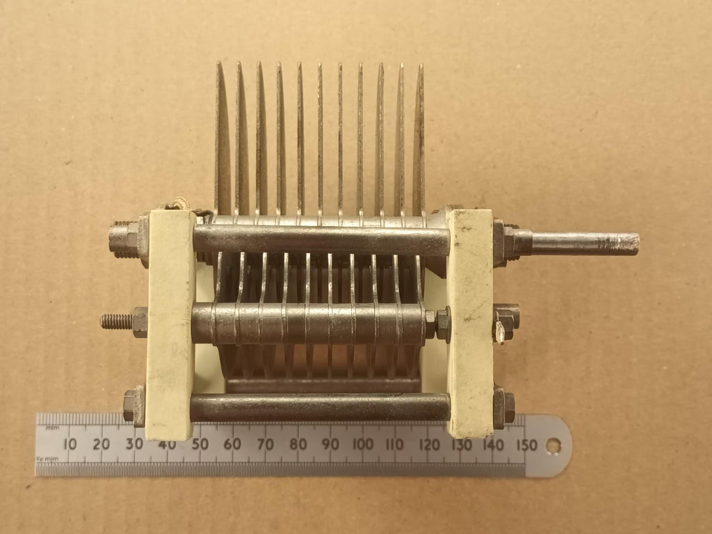 Variable Capacitor High Voltage 24 to 210pF Antenna Tuning