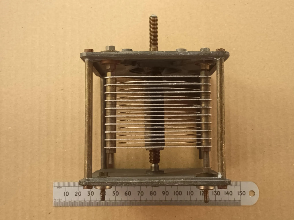 Variable Capacitor Air Spaced High Voltage 32 to 220pF Antenna Tuning