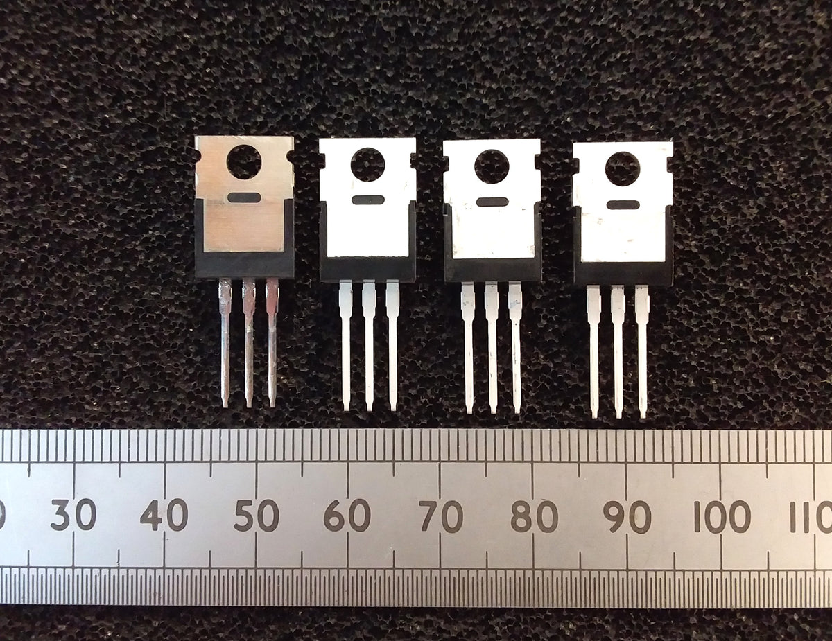 MOSFET Power Transistors From Vishay Siliconix TO-220