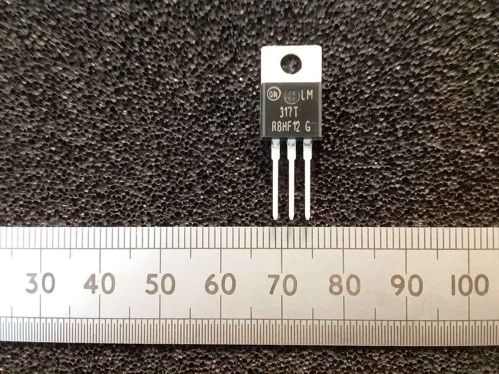 Linear Voltage Regulator IC Three Terminal TO-220 Negative And Positive