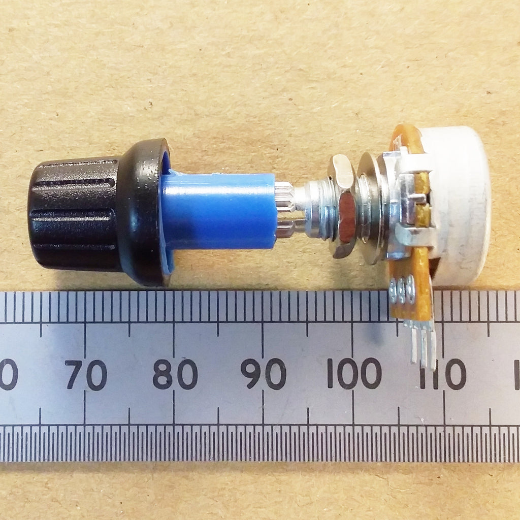 Extension Knob Through Panel for 6mm Split Splined T18 Shaft Pots Blue Pointer