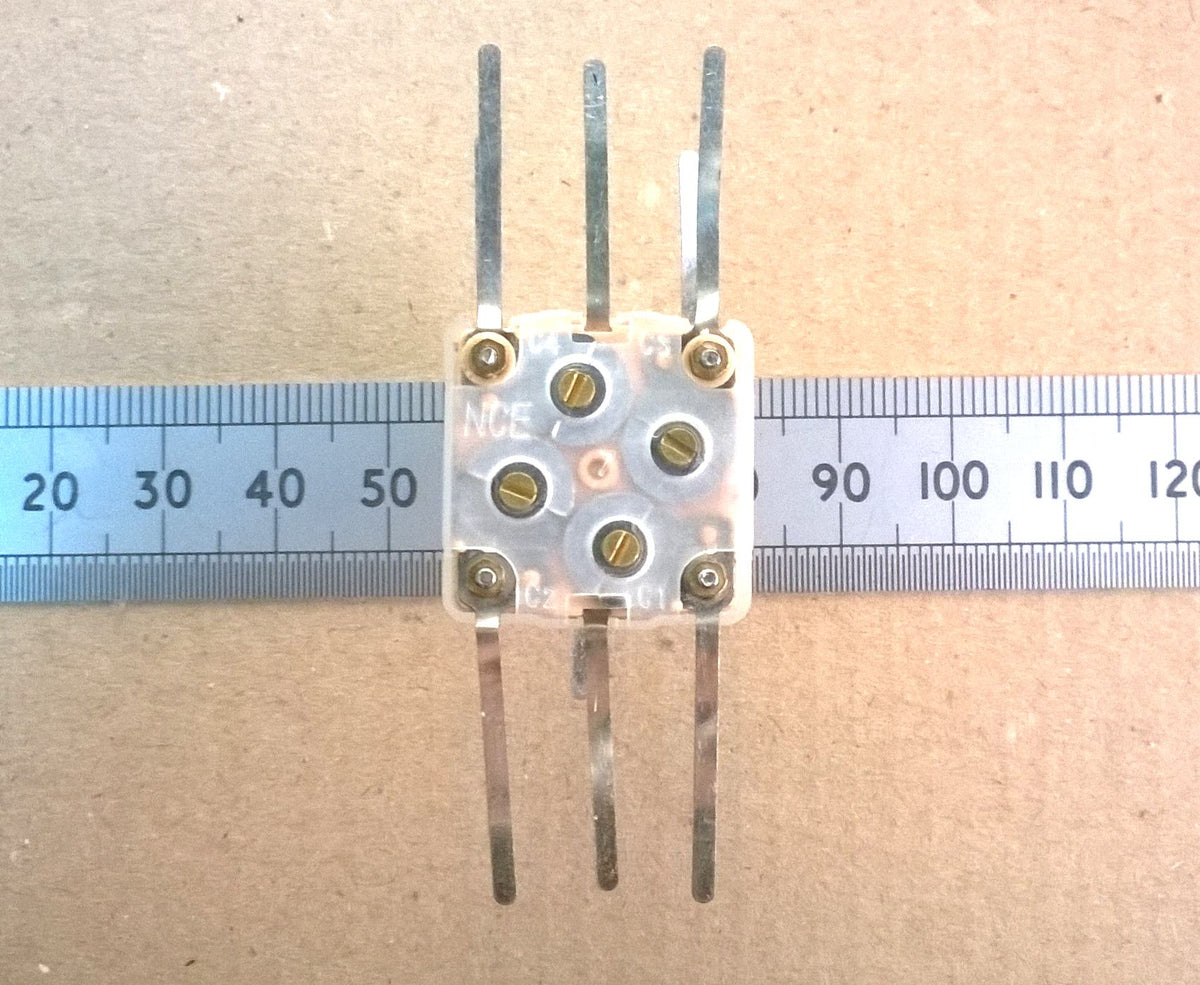 Variable Capacitor 4 Gang AM FM 266pF 20pF X2 Knob Screws 500pF Total