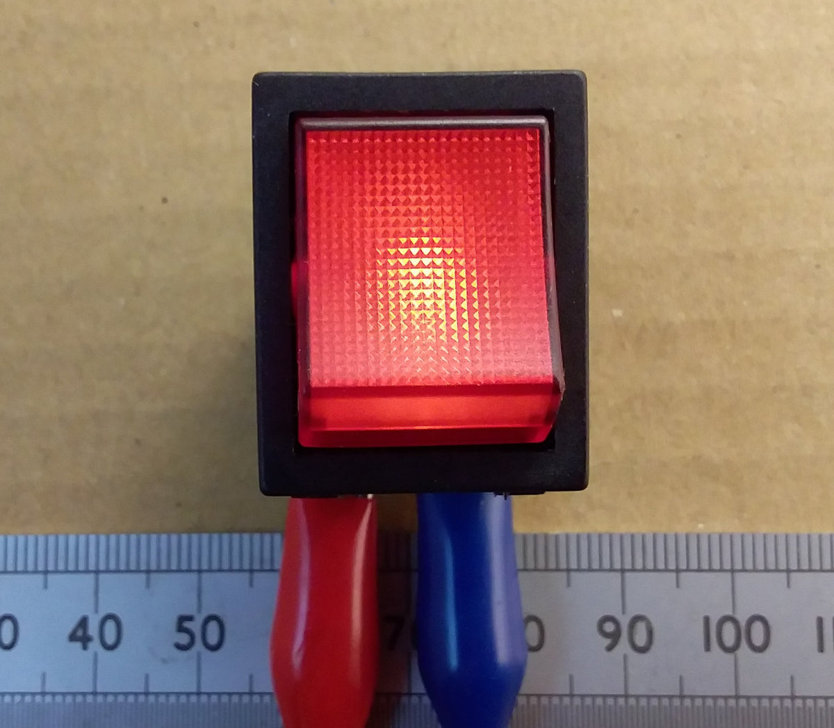 Mains Neon Rocker Switch DPST Illuminated 16 Amp 250 Volts AC