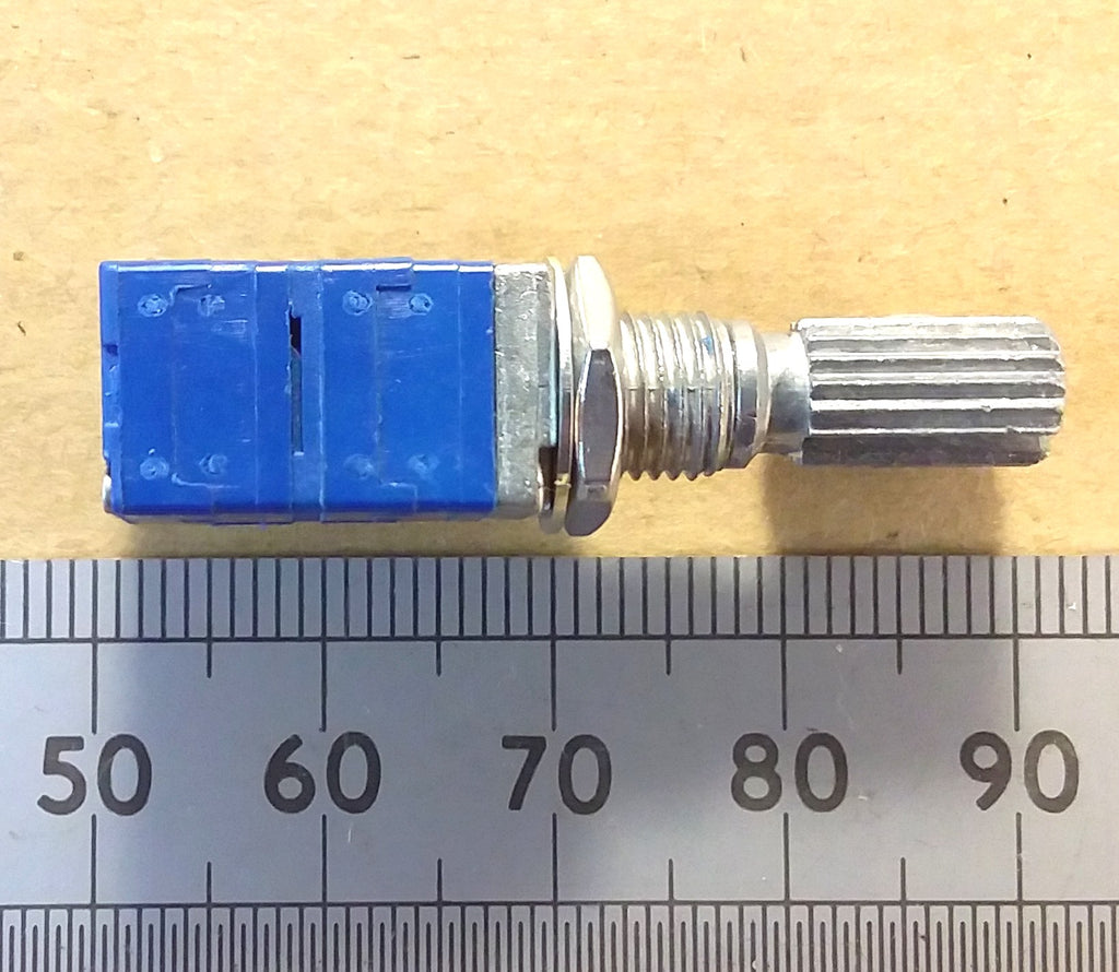 Quad Potentiometer 4 Gang 9mm Body Logarithmic Track Splined Shaft A10K A20K